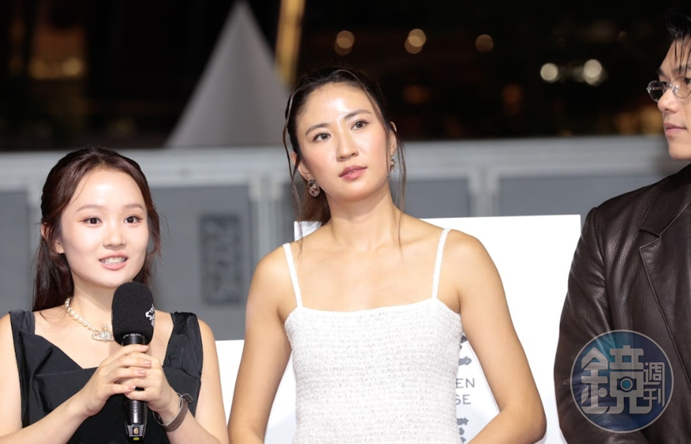 方郁婷與9m88飾演姊妹，平常多用英語溝通的2人，戲裡都有大段的閩南語台詞考驗。