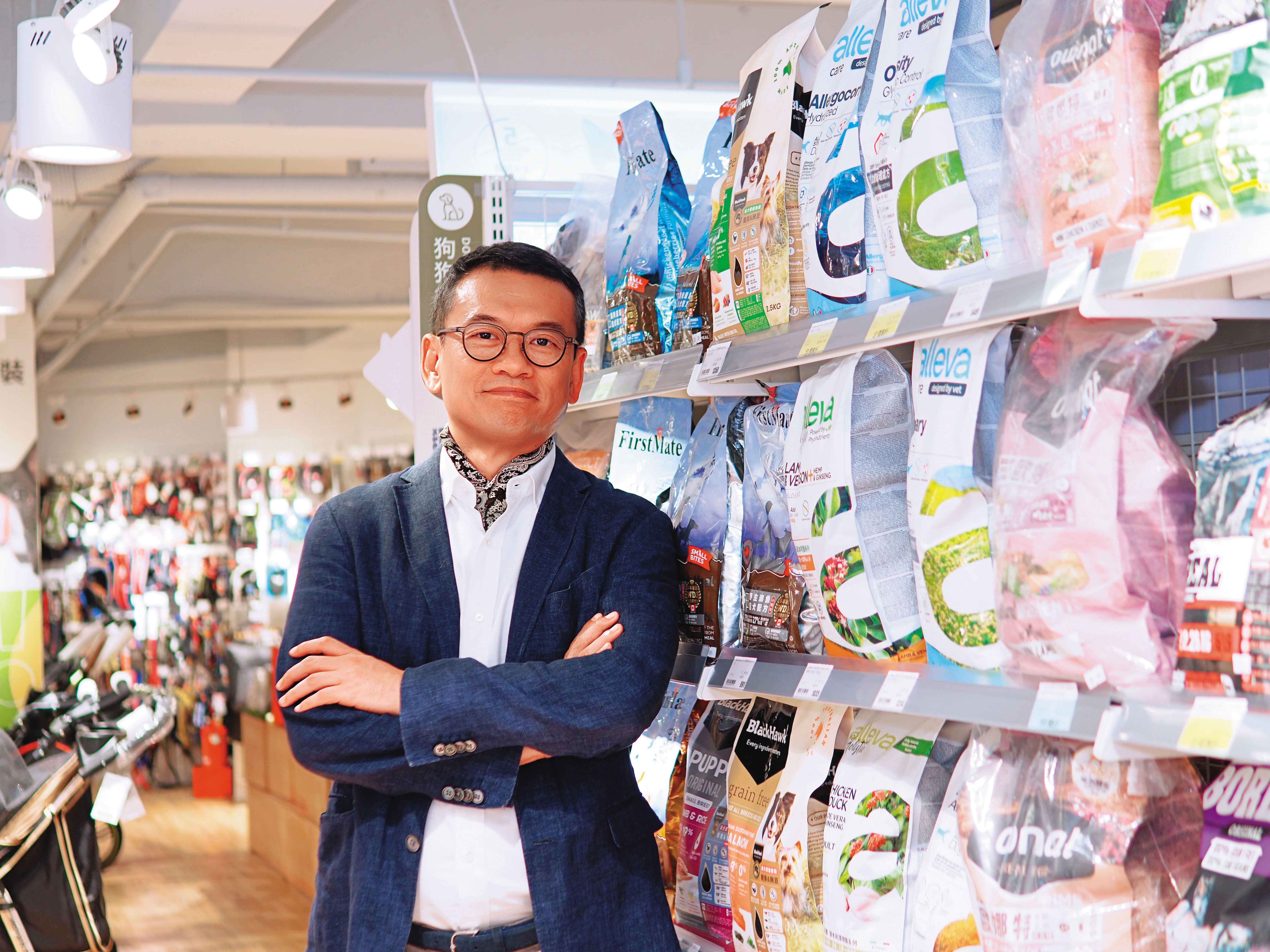 陳樂維看好毛小孩商機，多年前入股萬達寵物。