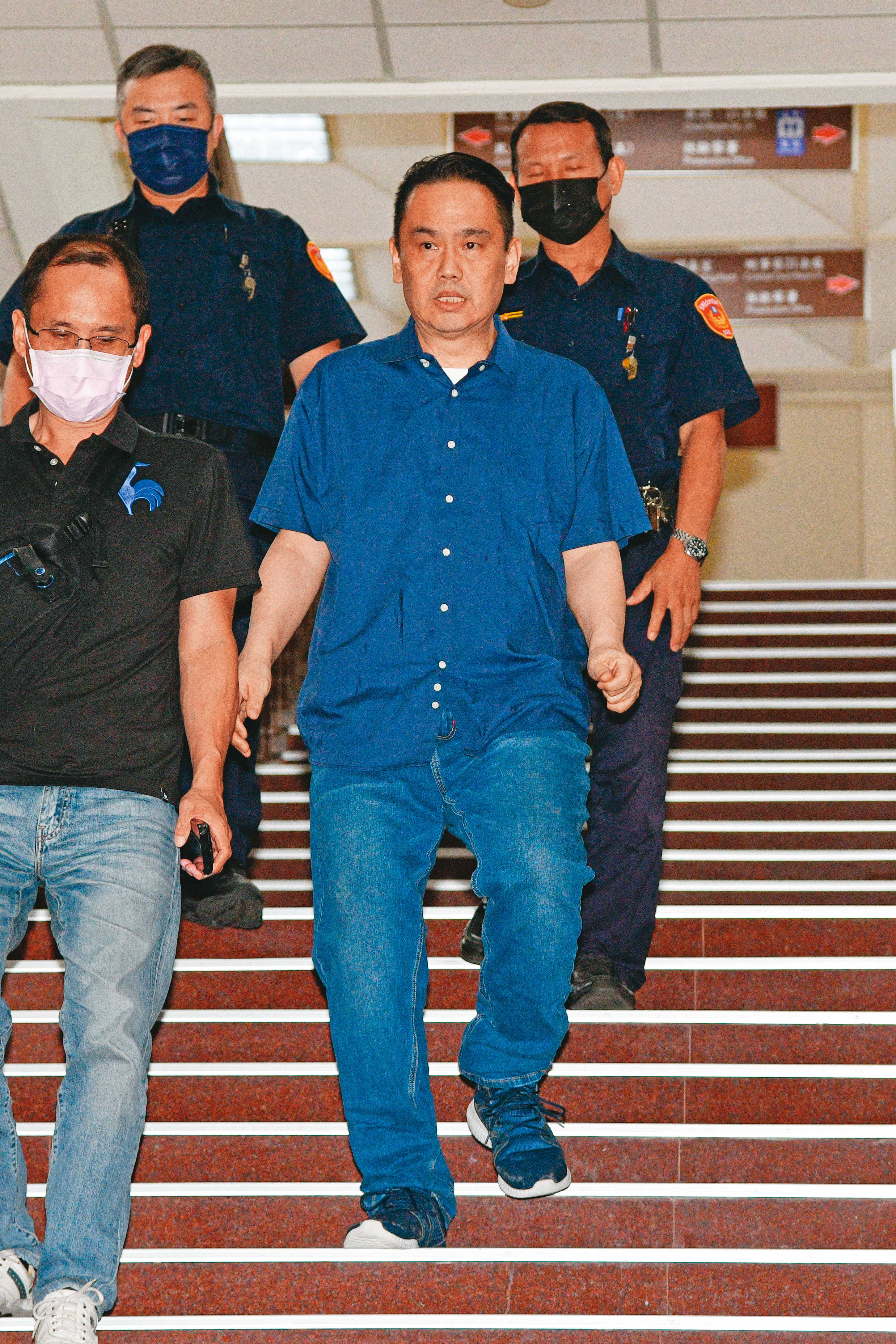 柯文哲自認會被查辦的台智光案，已有台北市議員陳重文遭起訴。