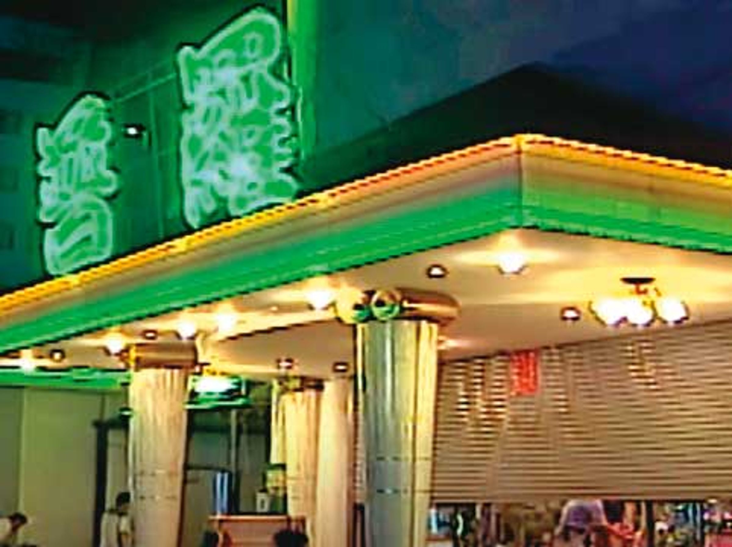 陳勇志與其他4人組成殺手集團後，曾到台中普羅酒店（圖）瘋狂掃射，流彈打死1名經理。（東森新聞提供）