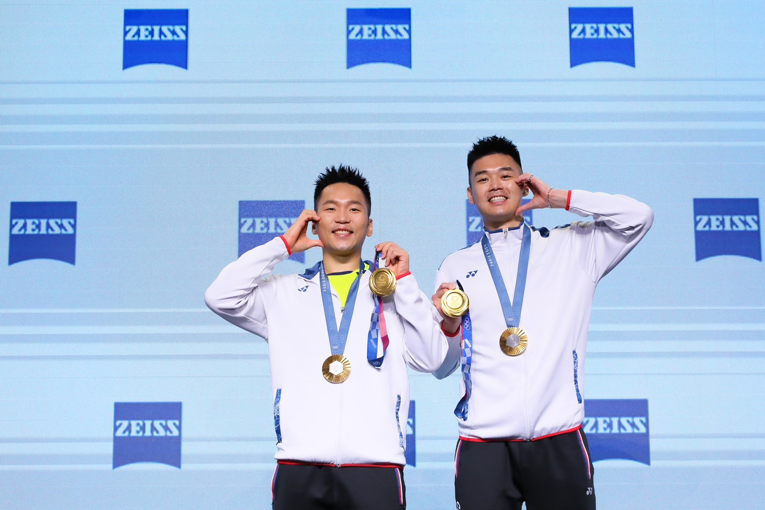 剛做完蔡司微創近視雷射的李洋表示，對於手術過程的效率讓他對蔡司先進醫療科技留下深刻的印象，自己現在也因此擁有更便利的生活。