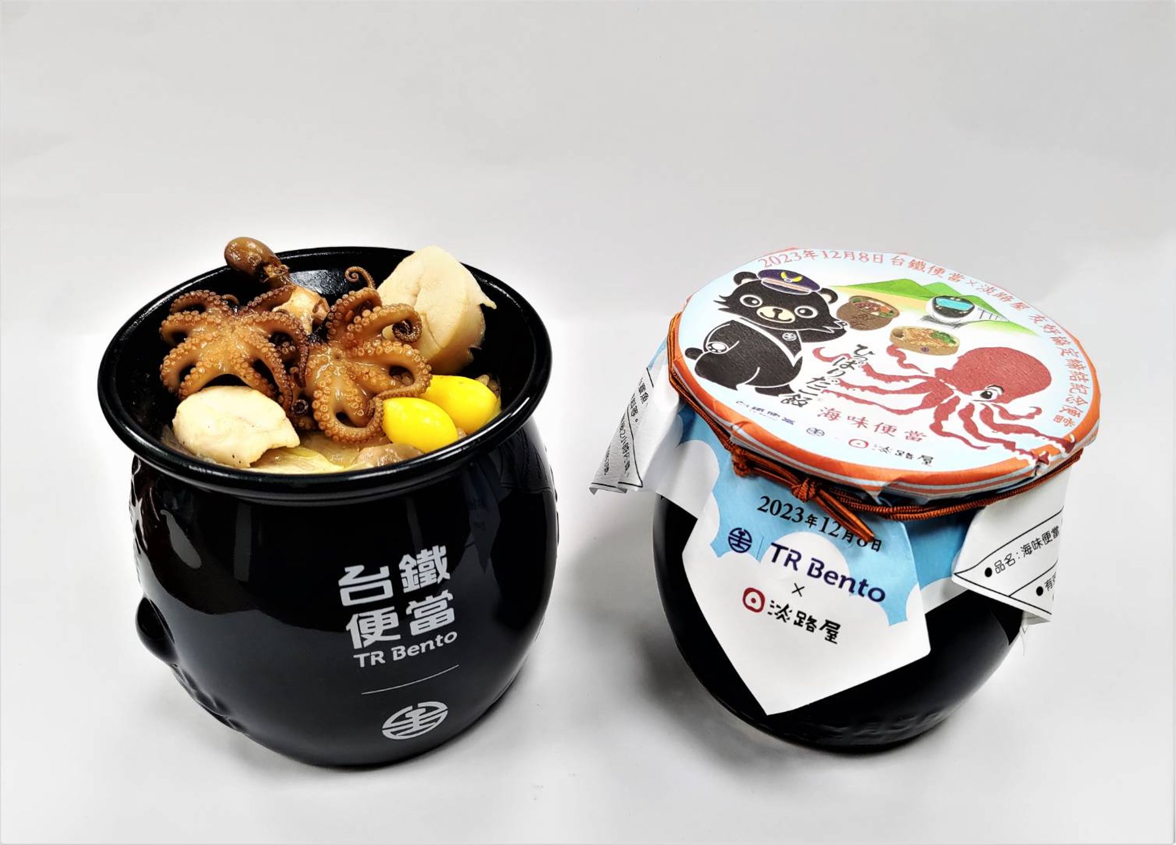 台鐵與日本淡路屋聯名推出海味特色便當。(台鐵提供)