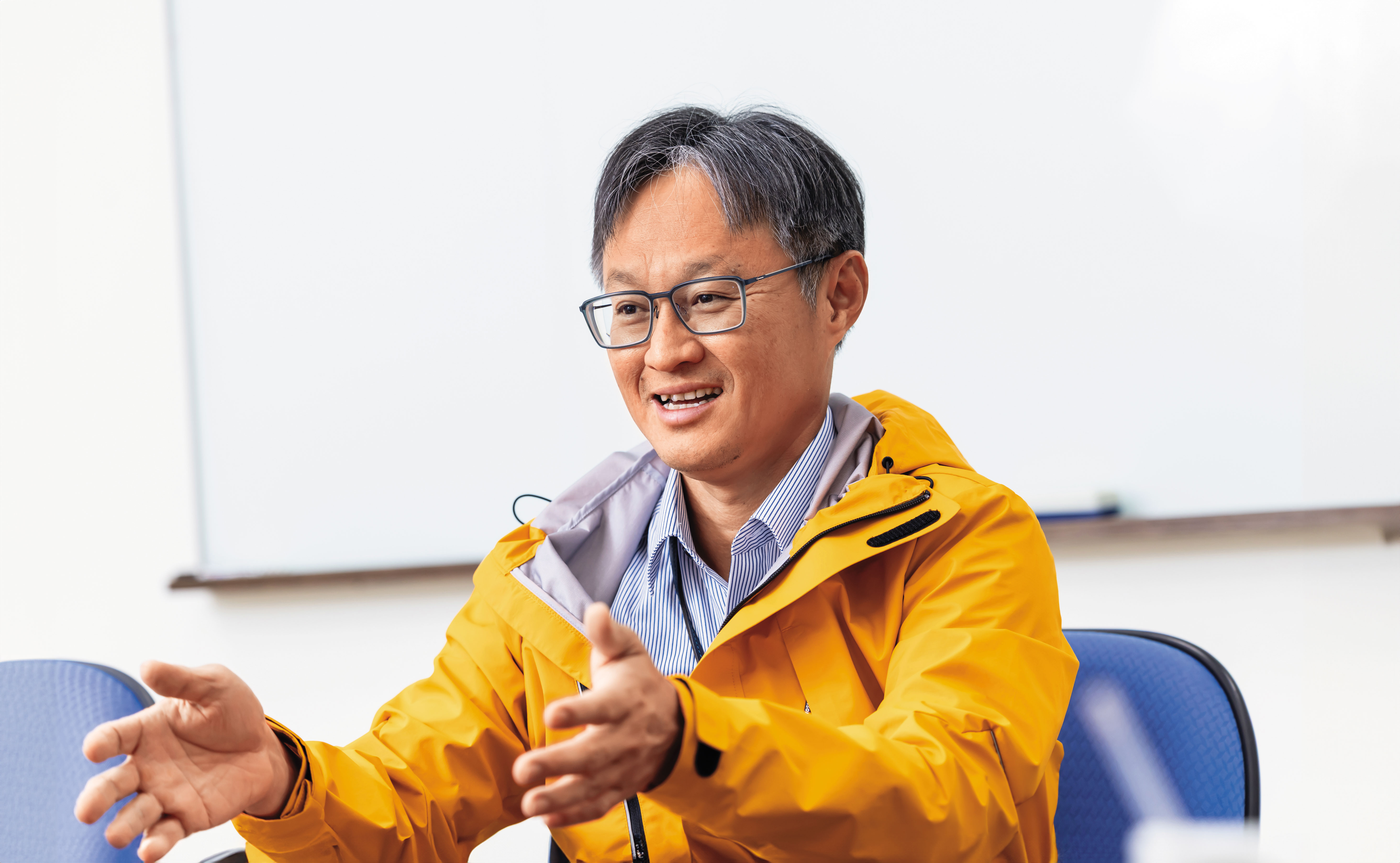 快閃記憶體供應吃緊拉抬報價，群聯電子執行長潘建成信心滿滿，喊話今年挑戰千億營收。