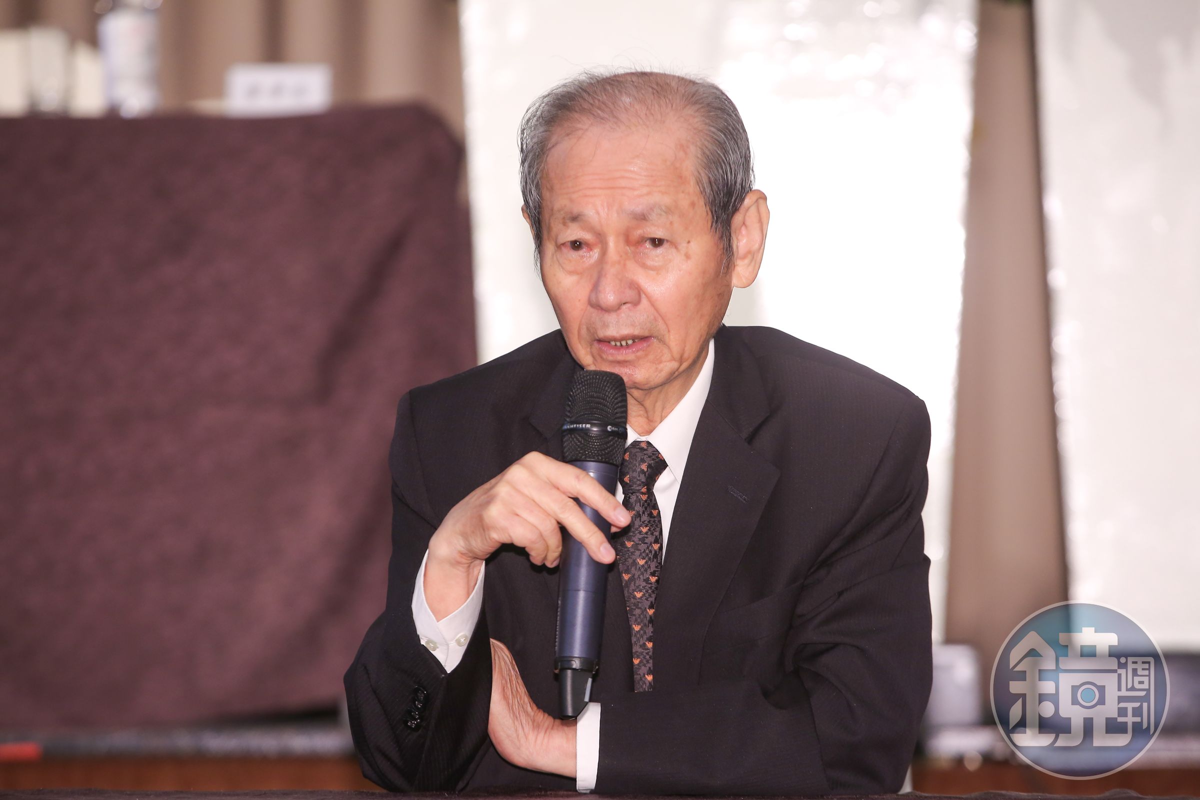 台塑化今日召開股東會,董事長陳寶郎對後市看法樂觀。