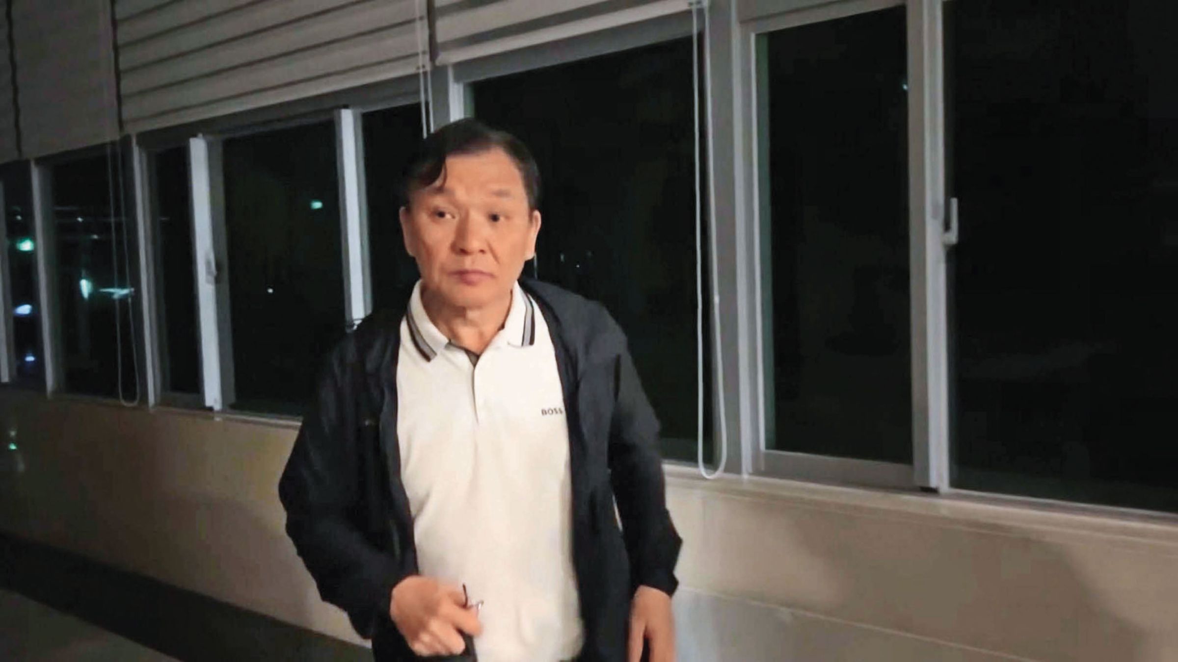 三地集團創辦人鍾嘉村遭檢方以20萬元交保,他否認行賄,強調清白未涉不法。(鏡新聞提供)