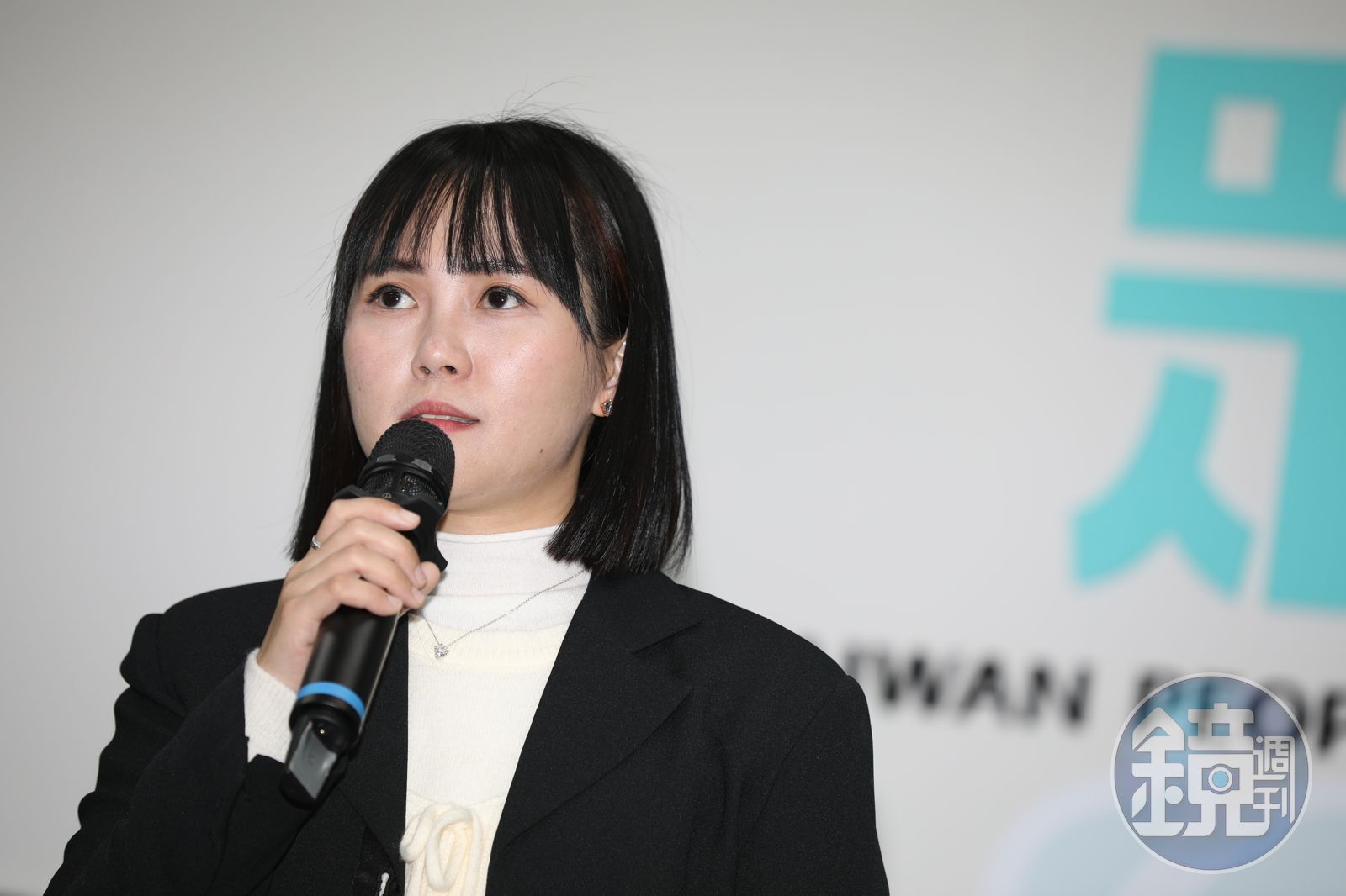 發言人吳怡萱獲留任。