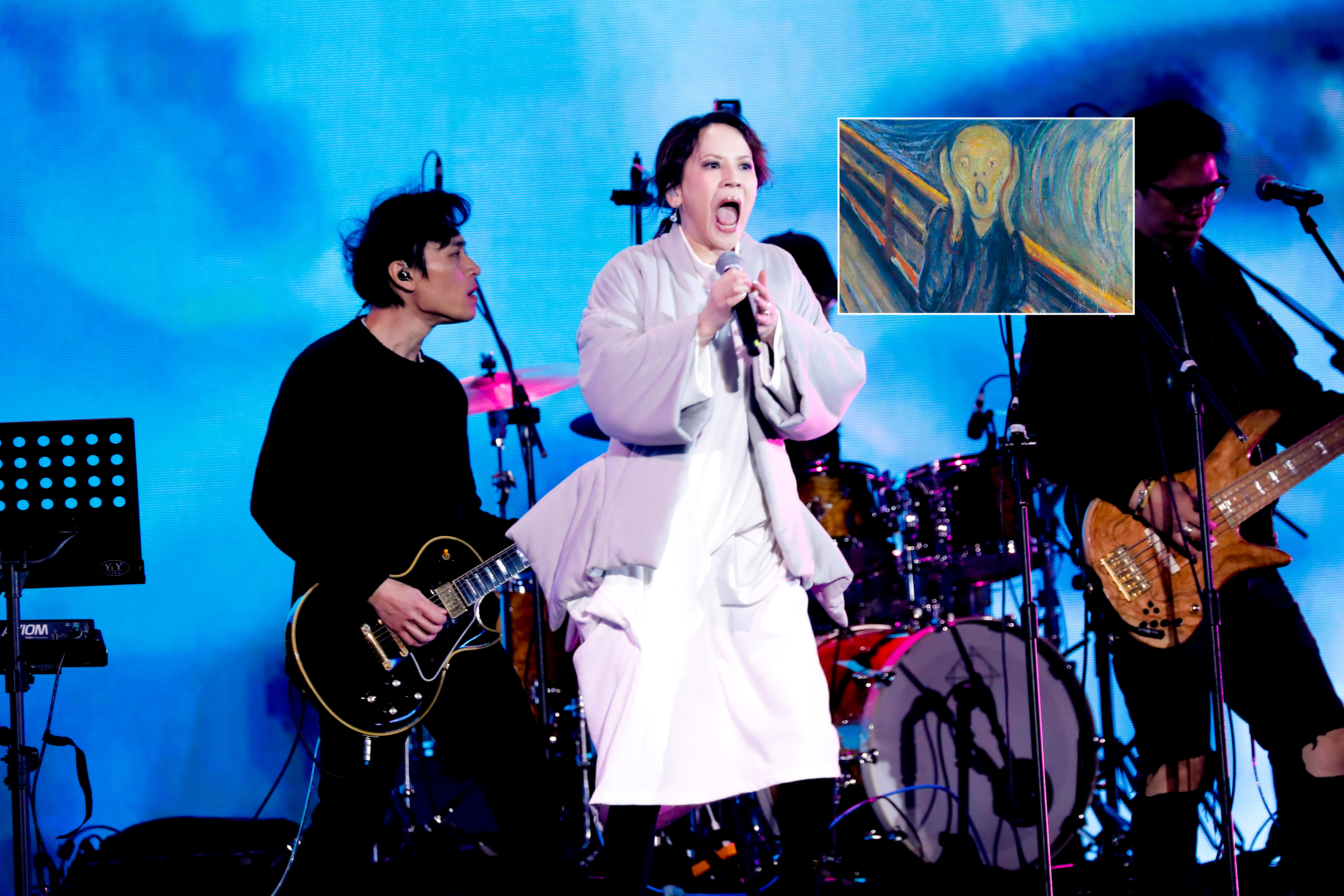 楊乃文盡情嘶吼，這嘴型為何看了有點眼熟？（默默望向右邊的世界名畫孟克的《吶喊》）（翻攝自挪威國家藝術館）