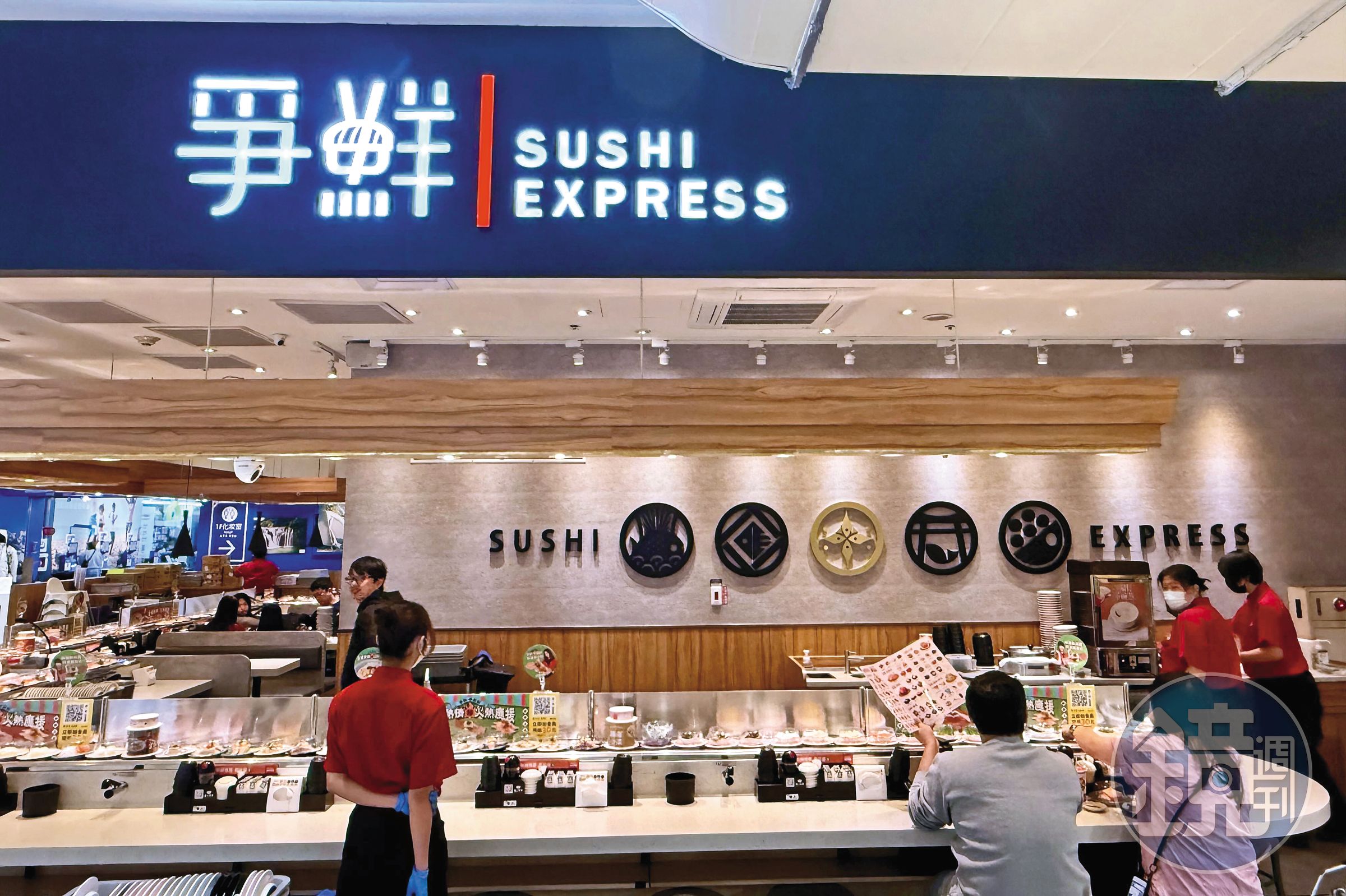 彰縣衛生局追查苯駢芘超標油品流向後,7月13日將爭鮮、鬍鬚張等知名餐飲列入受害名單。