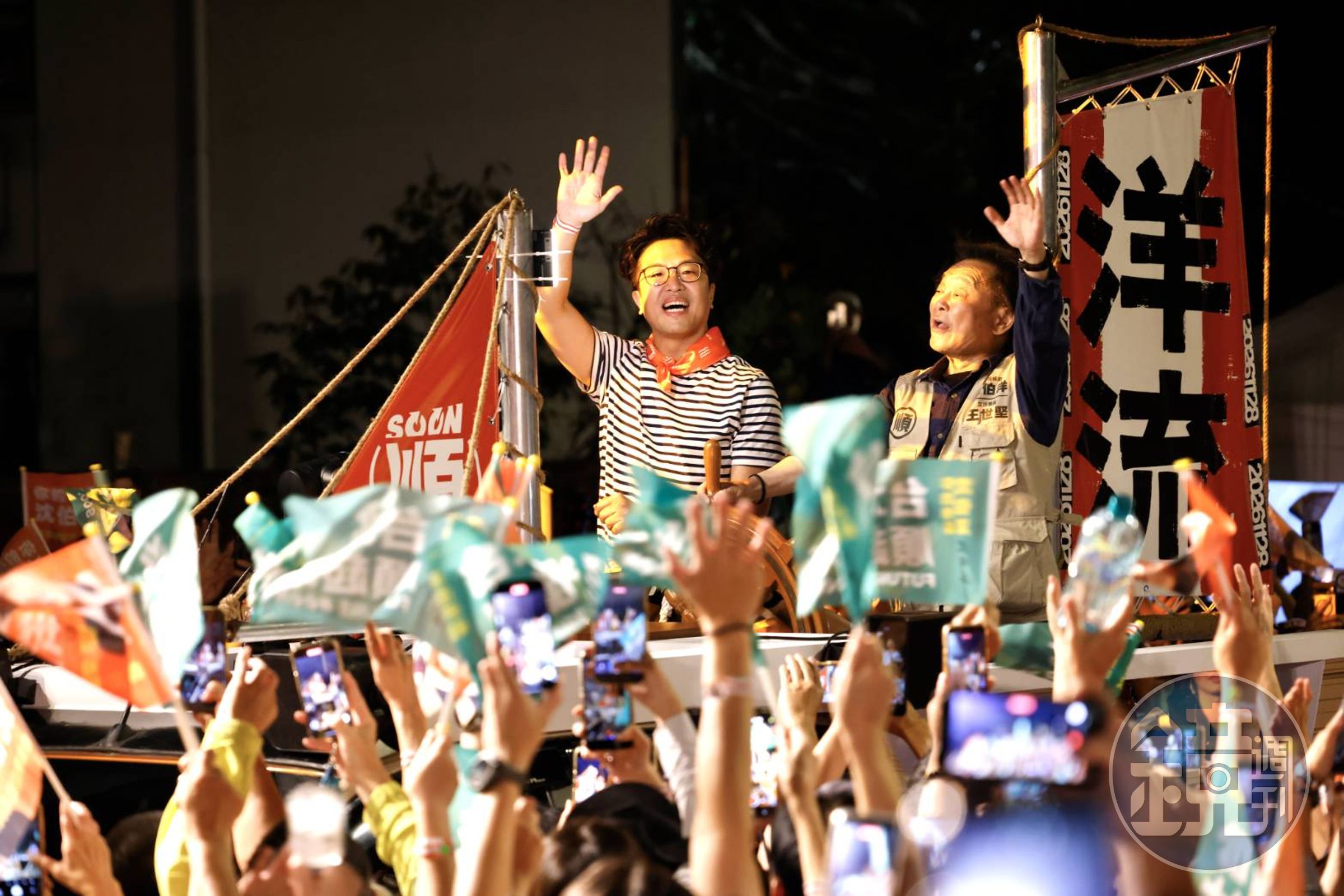 洋流來了！沈伯洋車掃人潮擠爆保安宮。