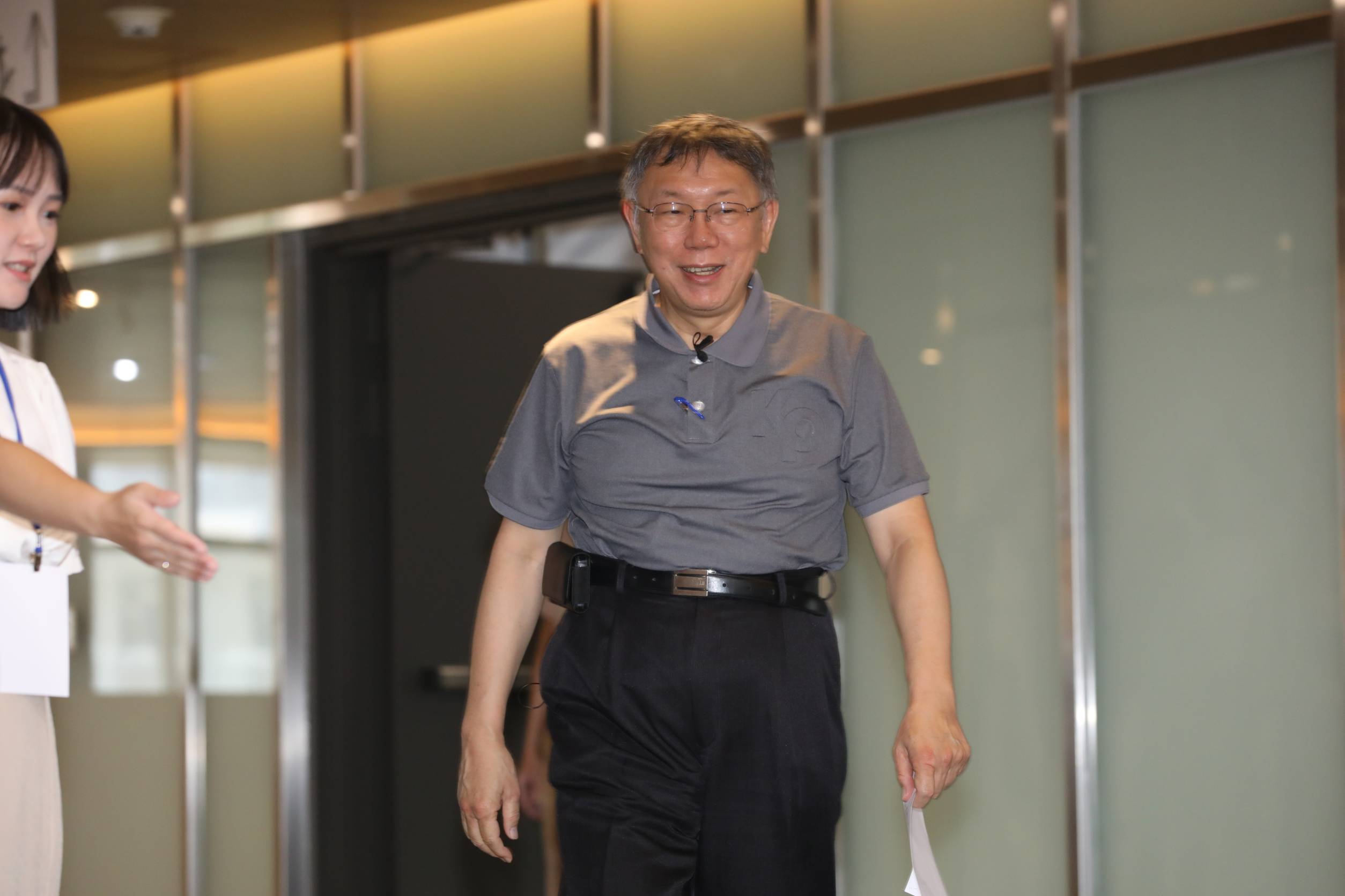 柯文哲深陷政治獻金風暴，日前稱已正式發函會計師公會希望協助查核。（本刊資料照）