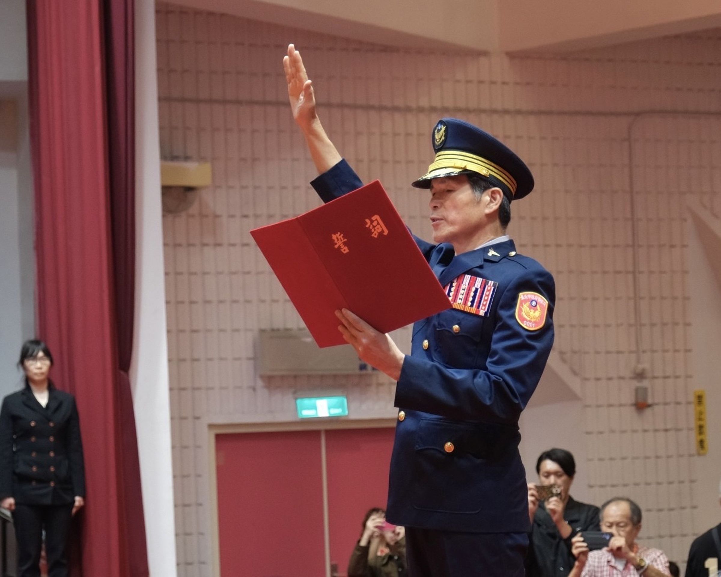 北市警局長李西河今交接上任。（翻攝畫面）