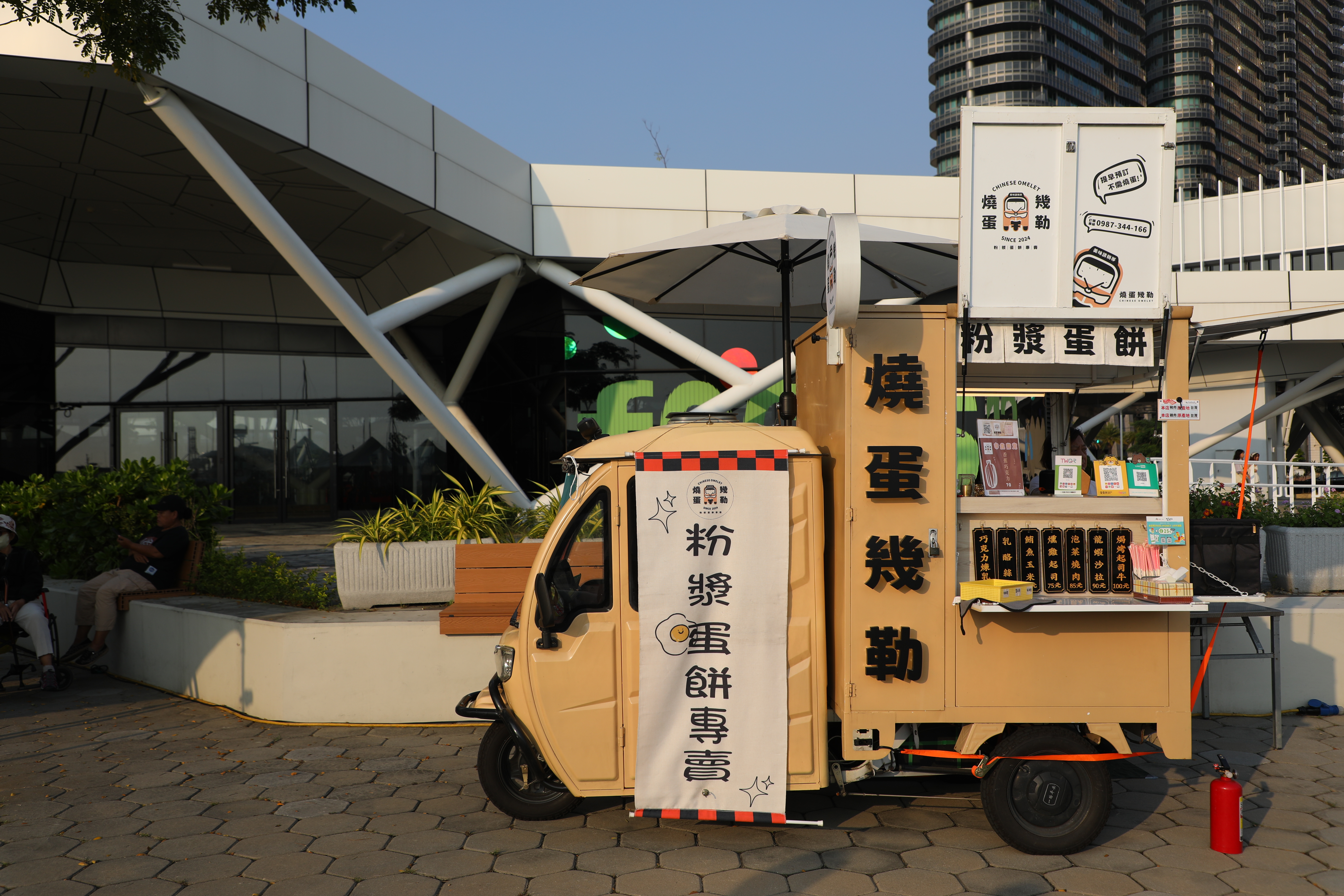 市集還會對所有攤商進行評分，頒出「嶼浪風味獎」「嶼浪甜心獎」「嶼浪匠心獎」與「嶼浪創意風潮獎」四大獎項。