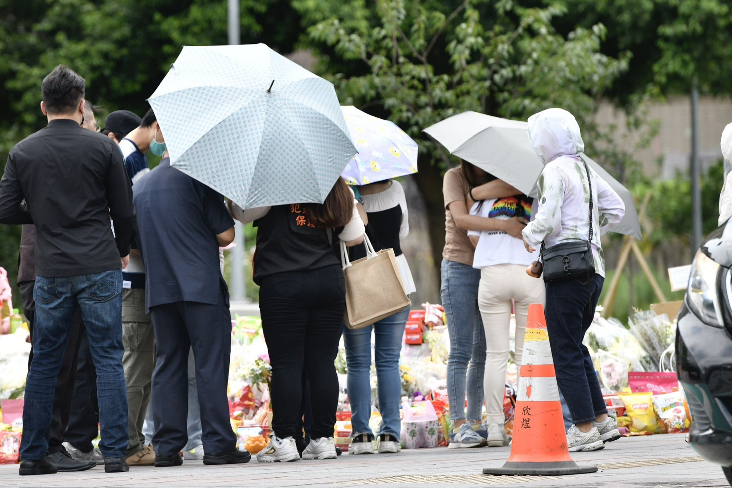三峽車禍肇事的余姓老翁今晨傷重不治,新北法制局說明受害者家屬後續求償情況。(鏡報李智為攝)