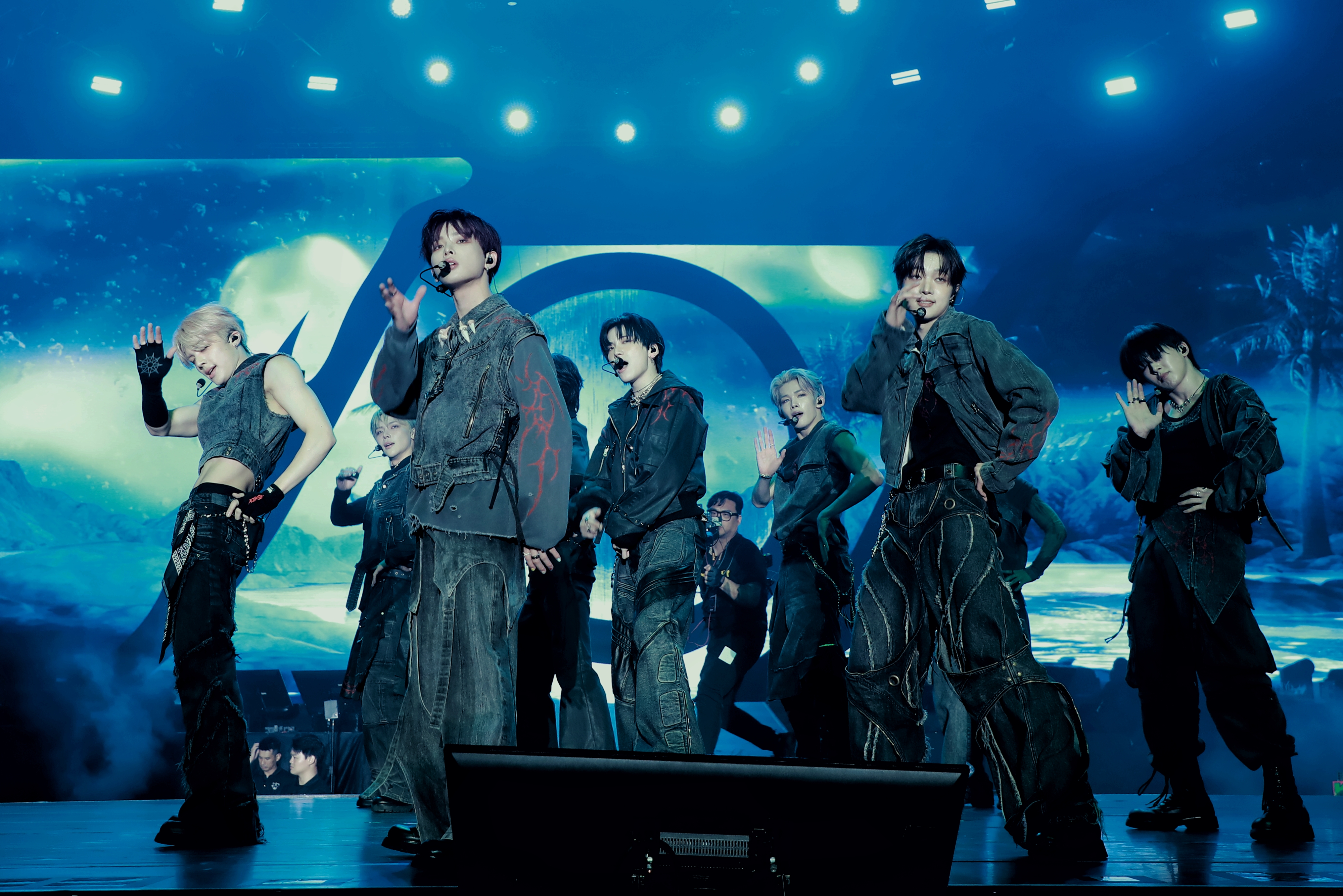 &TEAM演唱會帶來25首歌曲，粉絲尖叫不間斷。（讀者提供）