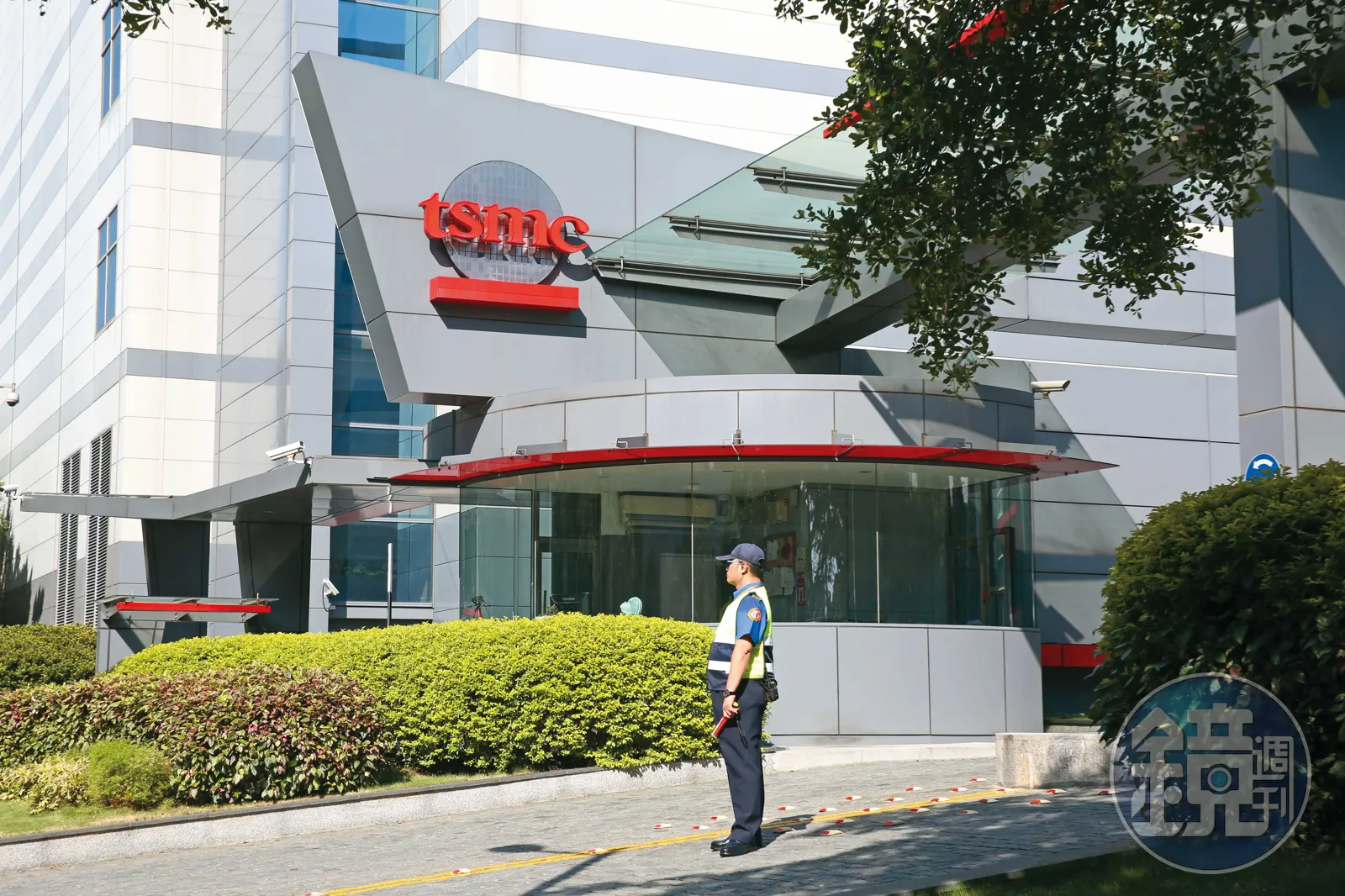 台積電擴產火力全開，台灣目前就有12座廠興建中。