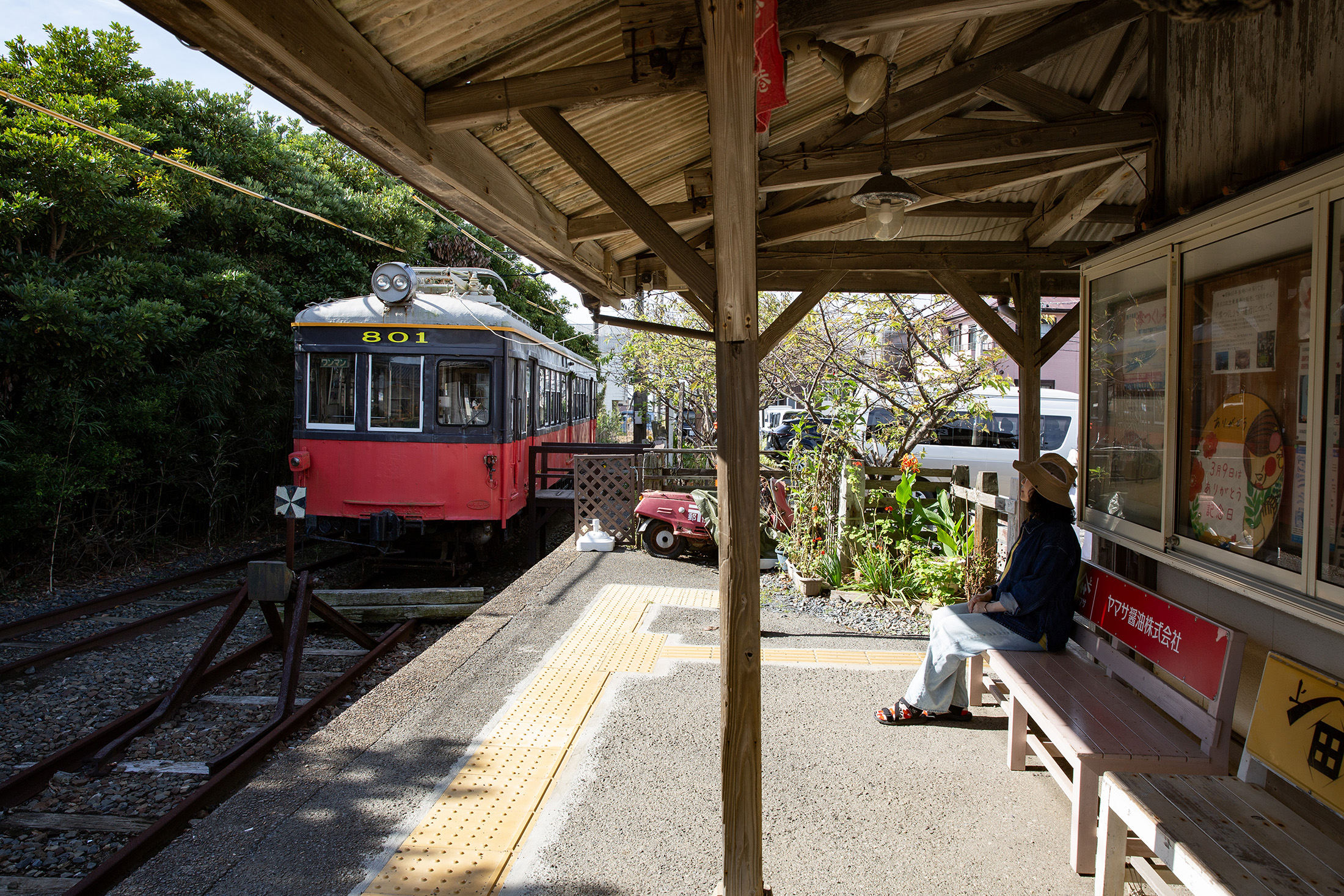 銚子電鐵全長6.4公里，只有10個站，這條迷你鐵道曾數度瀕臨廢線，卻靠著「不務正業」的創意，成為日本最熱血的觀光奇蹟。