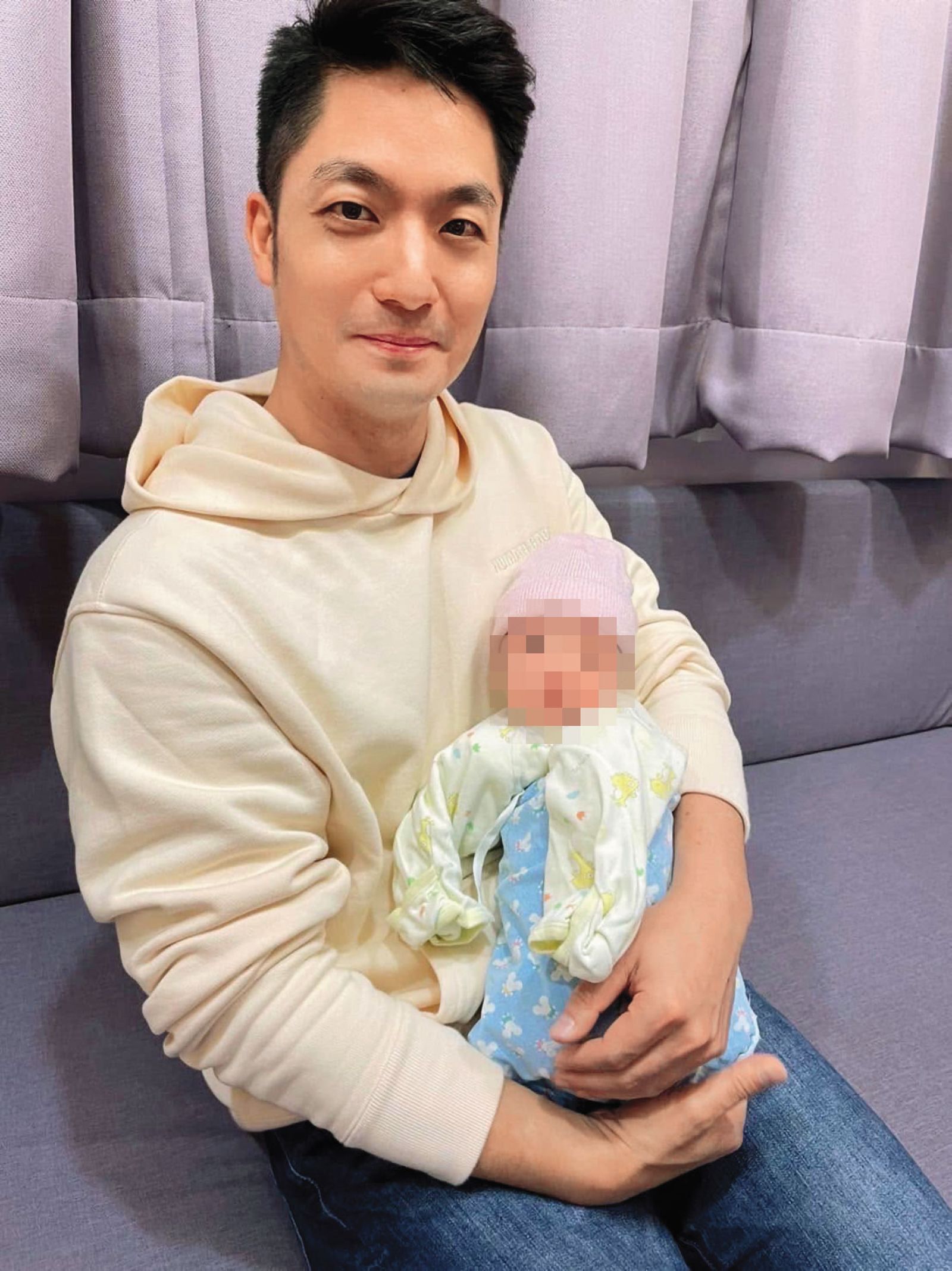 台北市長蔣萬安之子曾在同一幼教集團托嬰,被當成廣告。(翻攝蔣萬安臉書)