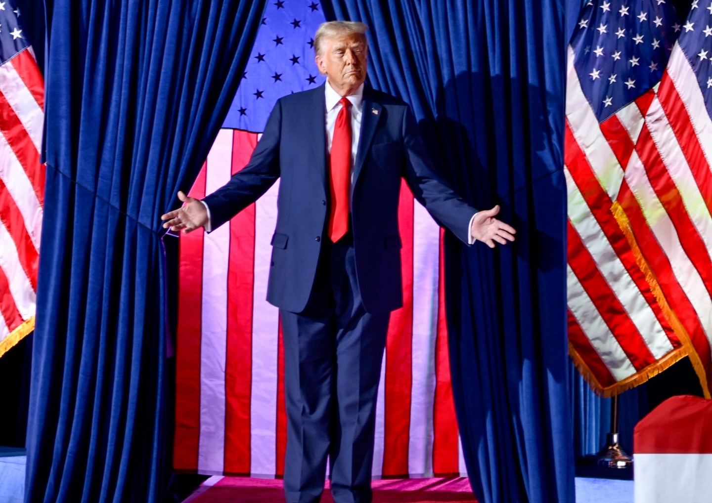 美國政權即將輪替，川普接掌總統大位後，各界預期此舉將加深半導體自主化局面。（翻攝自臉書＠Donald J. Trump）