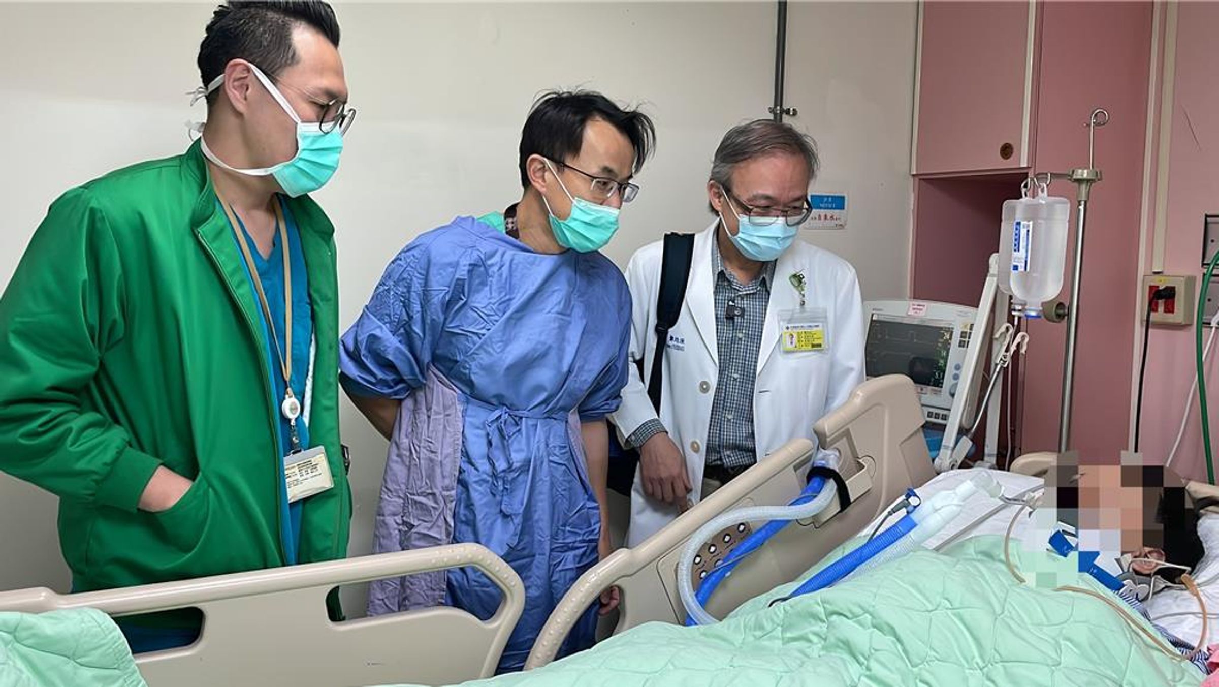 遭撞的姊姊在秀傳醫院接受治療,本月1日因急性腦水腫再次動刀,昏迷指數掉到3。(秀傳醫院提供)