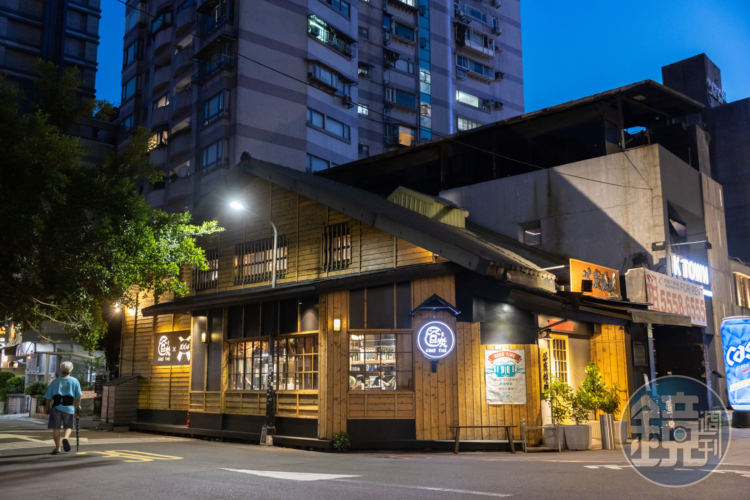 「谷炭燒肉」市民店位在台北市民大道餐飲競爭區，以中價位的高品質燒肉取勝。