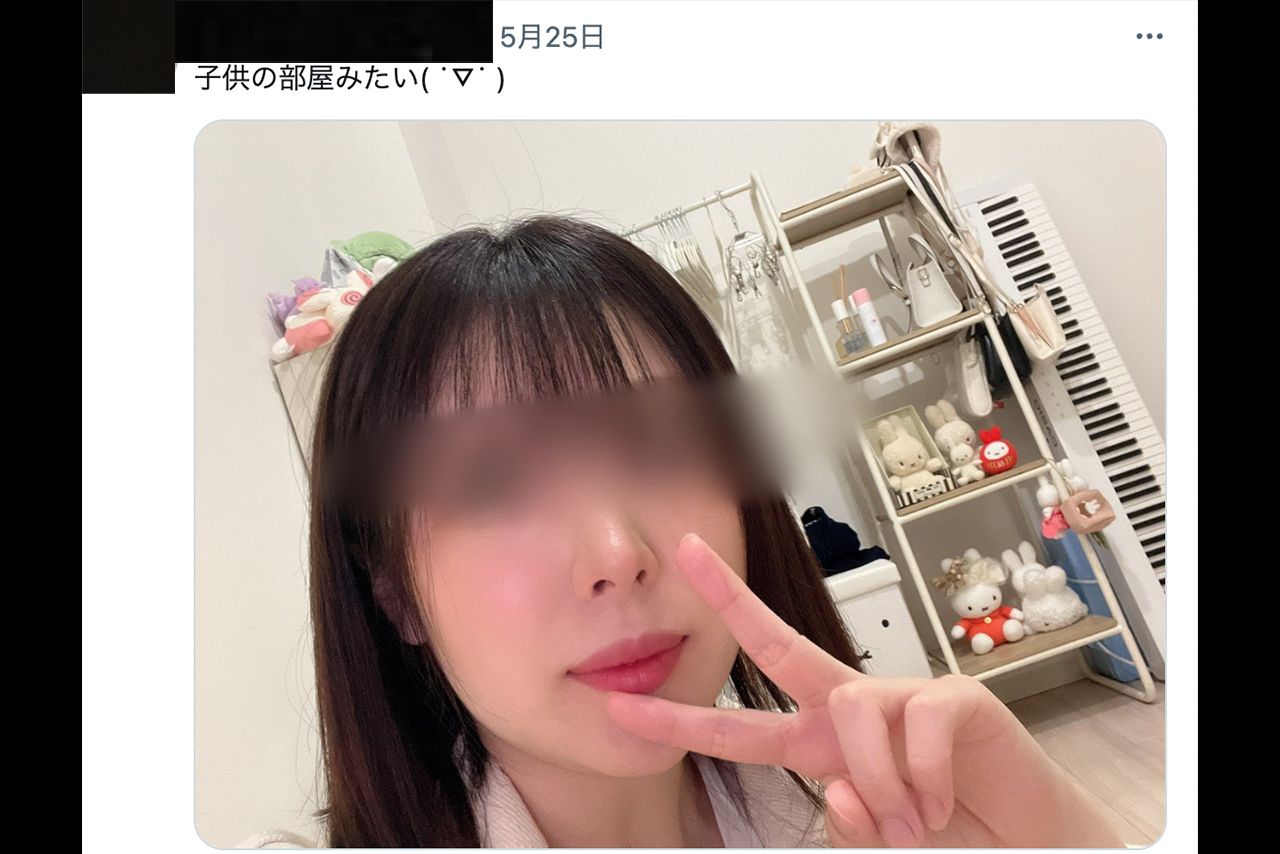 直播放尿的女直播主。（翻攝網路）