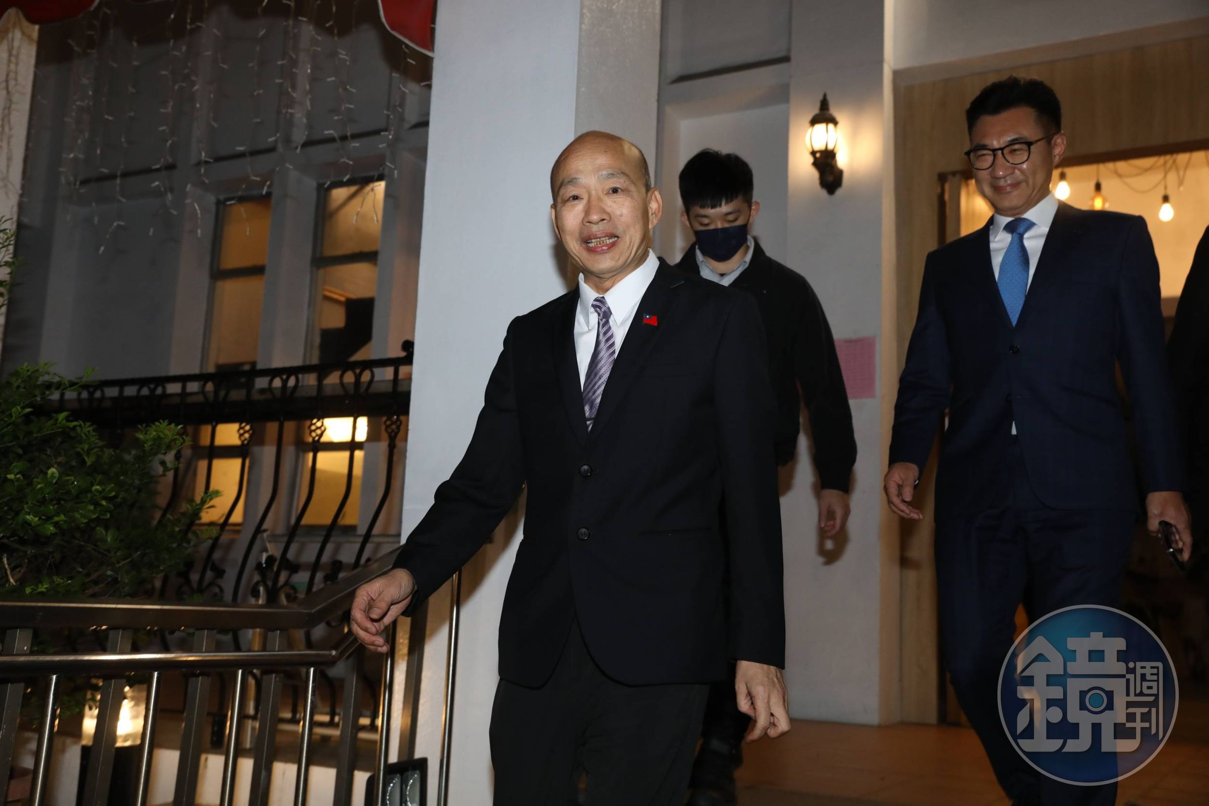 韓國瑜與江啟臣今晚邀請眾黨立委與主席柯文哲吃飯,雙方對於餐桌上聊些什麼沒有多談。