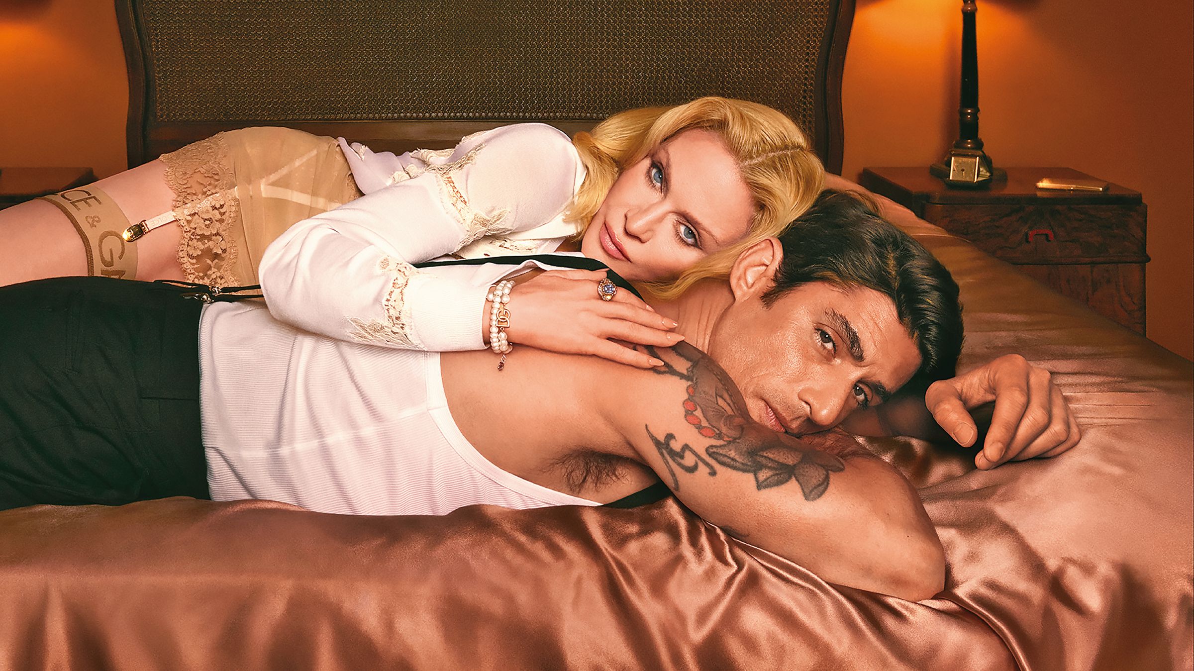 Madonna與演員Alberto Guerra共同演繹The One唯我香氛系列全新形象廣告。（盧亞提供）