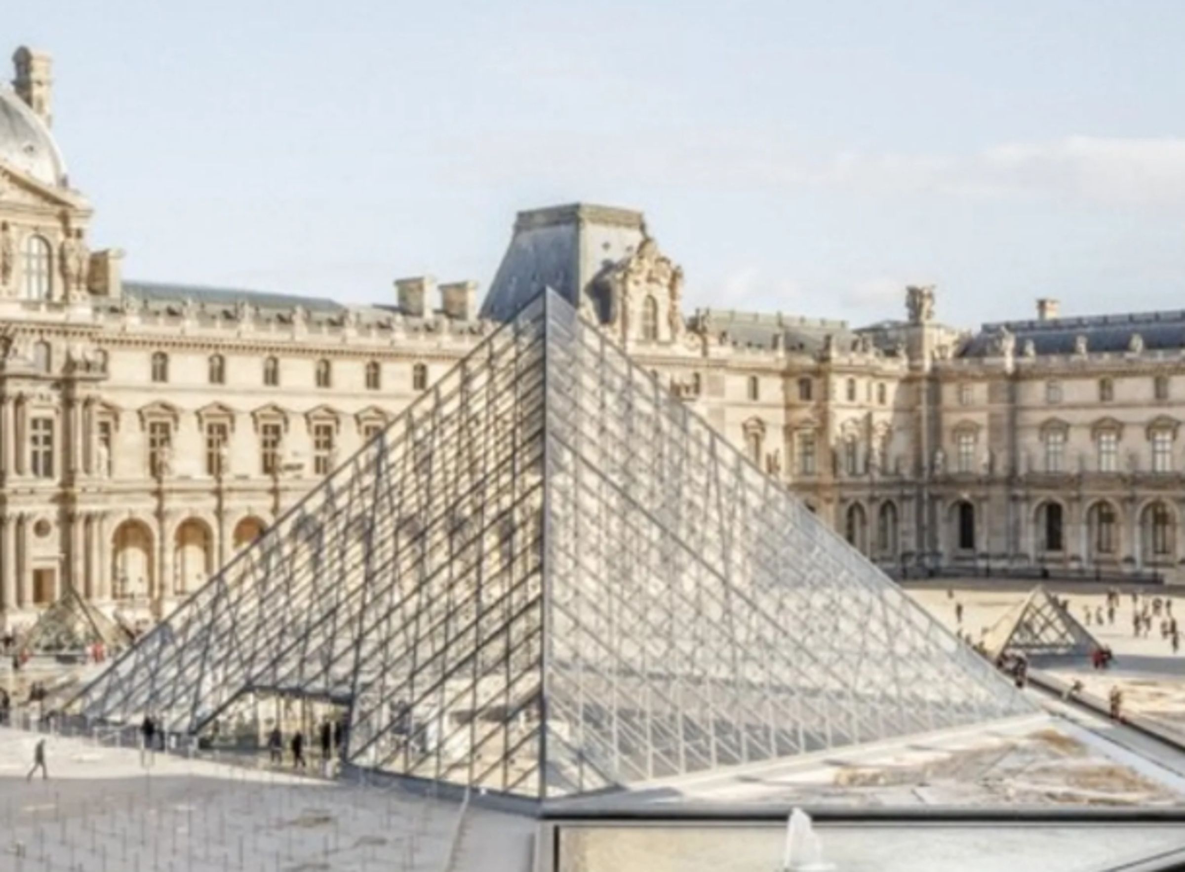 羅浮宮發生竊案震驚國際。(翻攝X@MuseeLouvre)