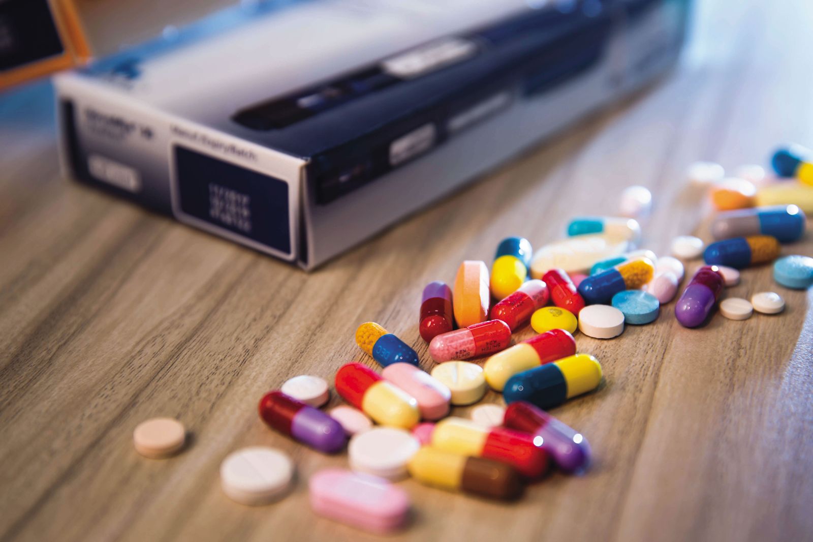 全球藥品市場正面臨專利到期的浪潮,藥廠各尋機會接手商機,經濟部產發署近年也鼓勵台灣藥廠往改良型新藥發展。