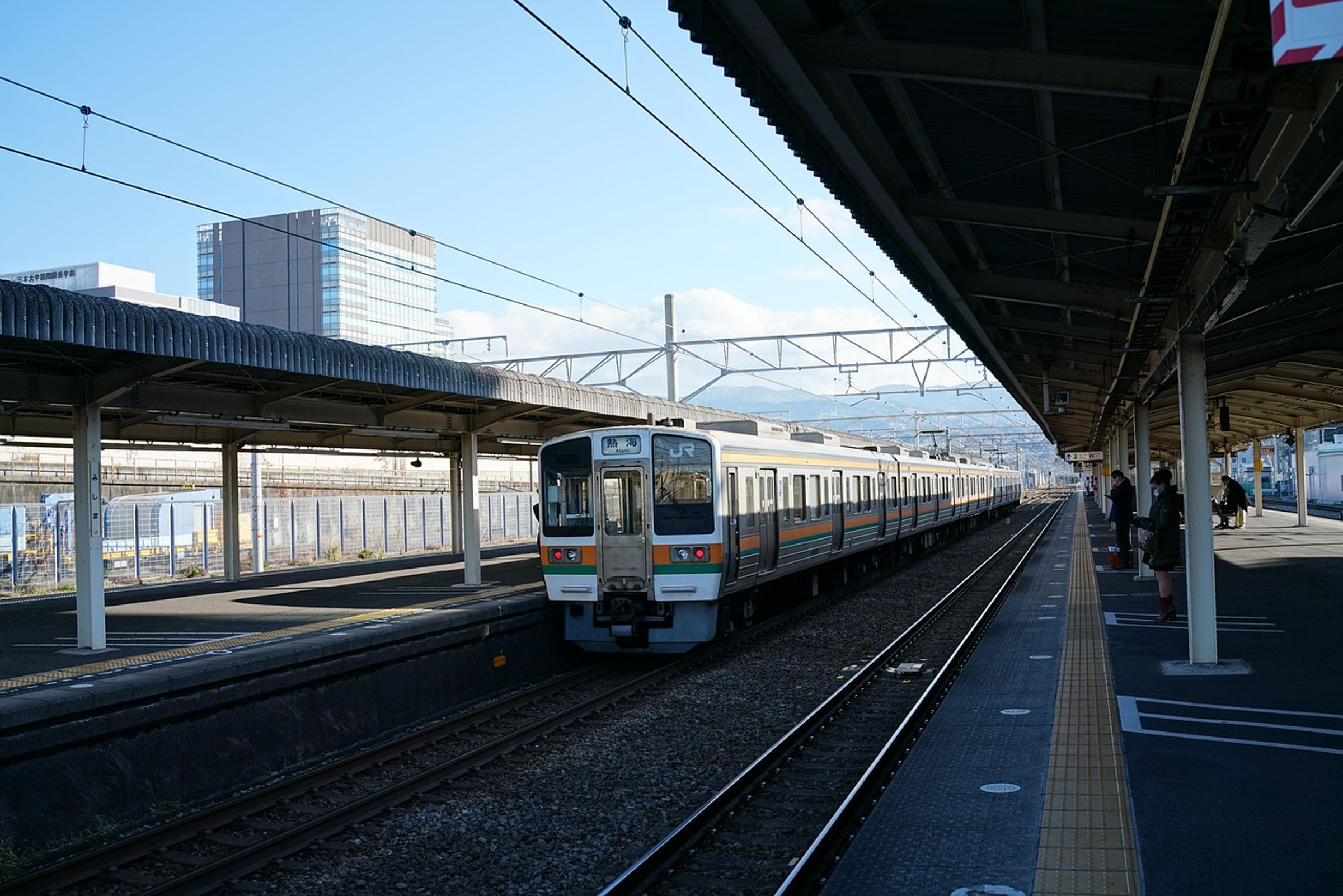 日本列車延遲24分鐘使百名乘客受影響，竟因司機員回去睡大覺；示意圖。（Pixabay／Image by Yoshiharu TSUYUKI）