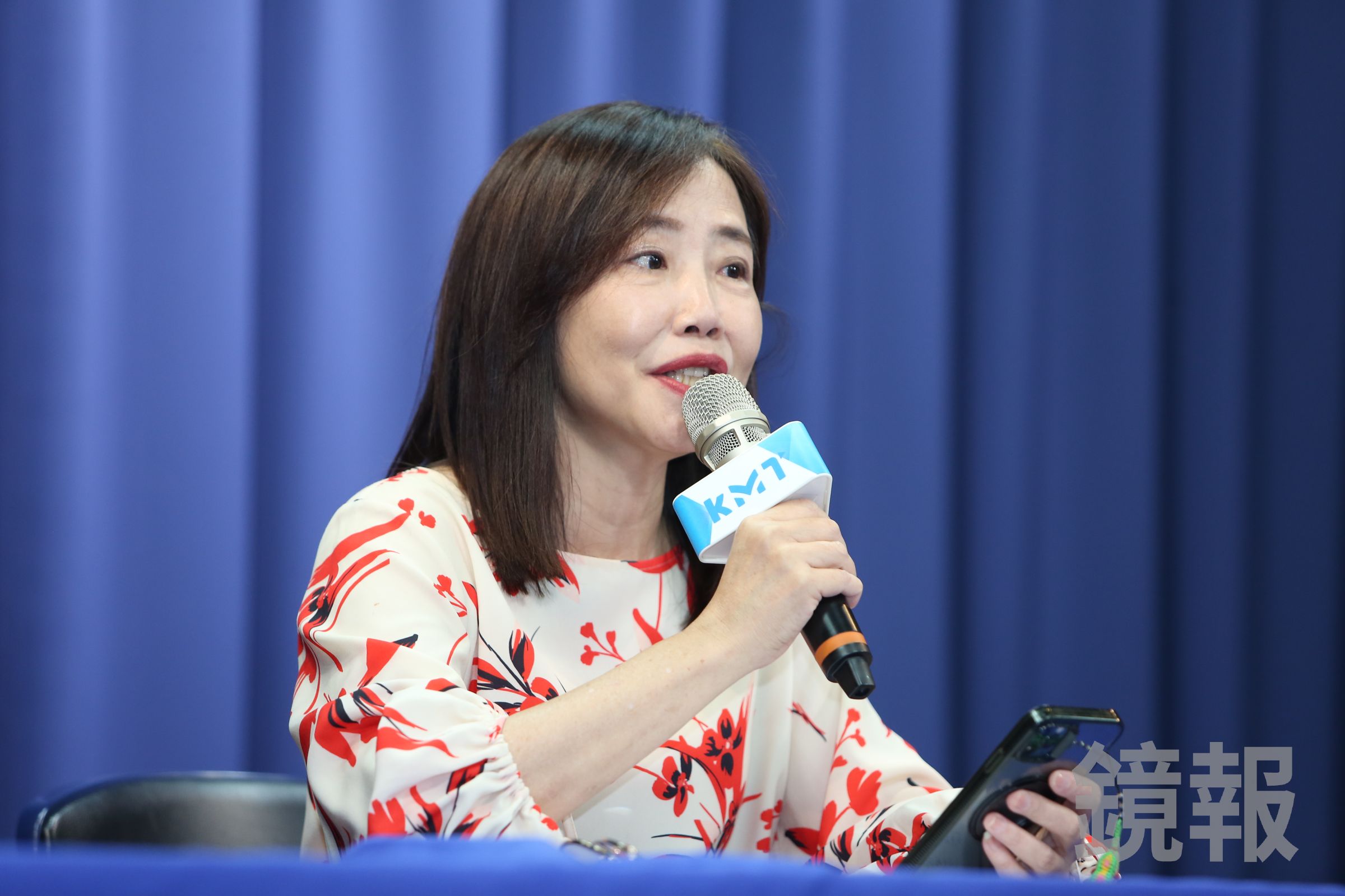 國民黨文傳會主委尹乃菁今受訪透露,自己於5月12日已向黨主席鄭麗文請辭。(鏡報姜永年攝)