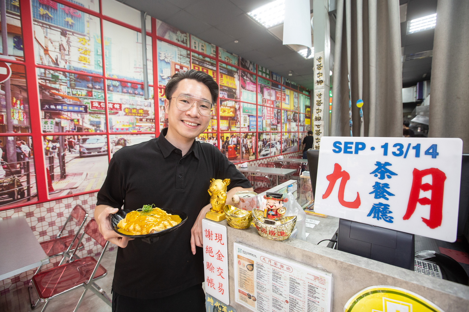 Andy 10年前來台念大學，畢業後選擇留在台灣開了九月茶餐廳