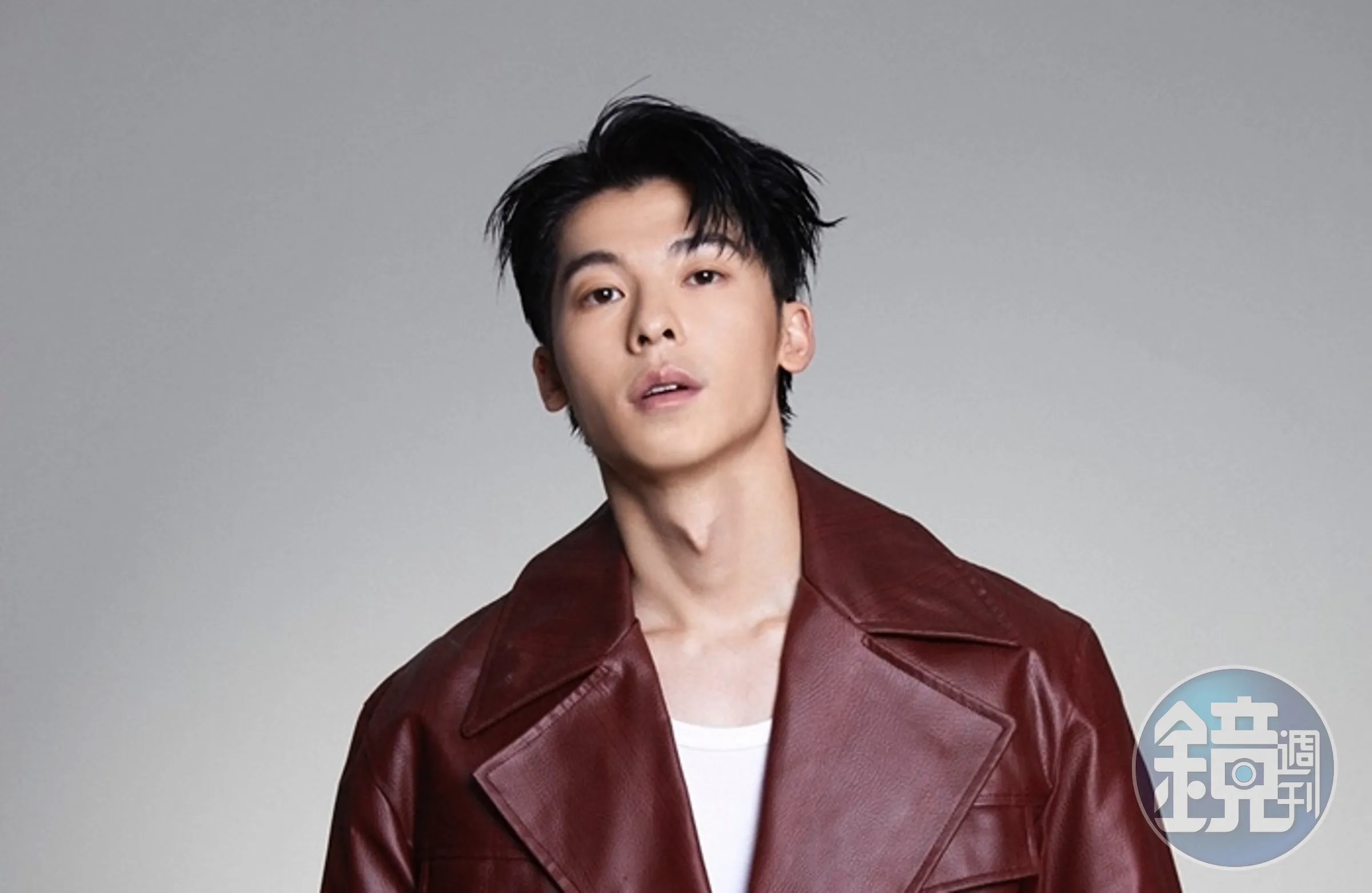 許光漢與《No Way Out》劇組赴李善均靈堂弔唁。