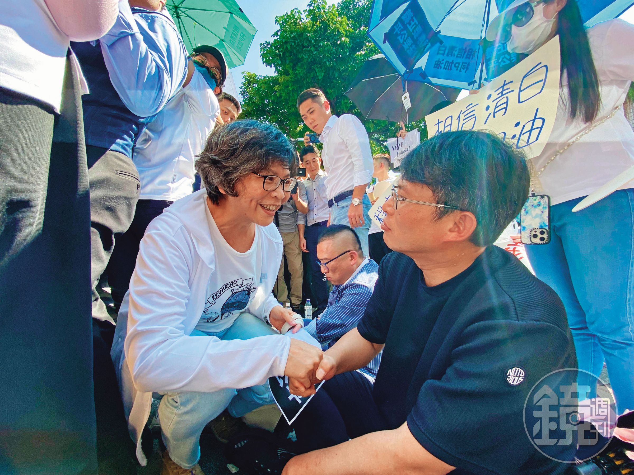 蔡壁如(左)有望當選中央委員重返白營核心,與柯指定接班的黃國昌(右)如何互動受關注。