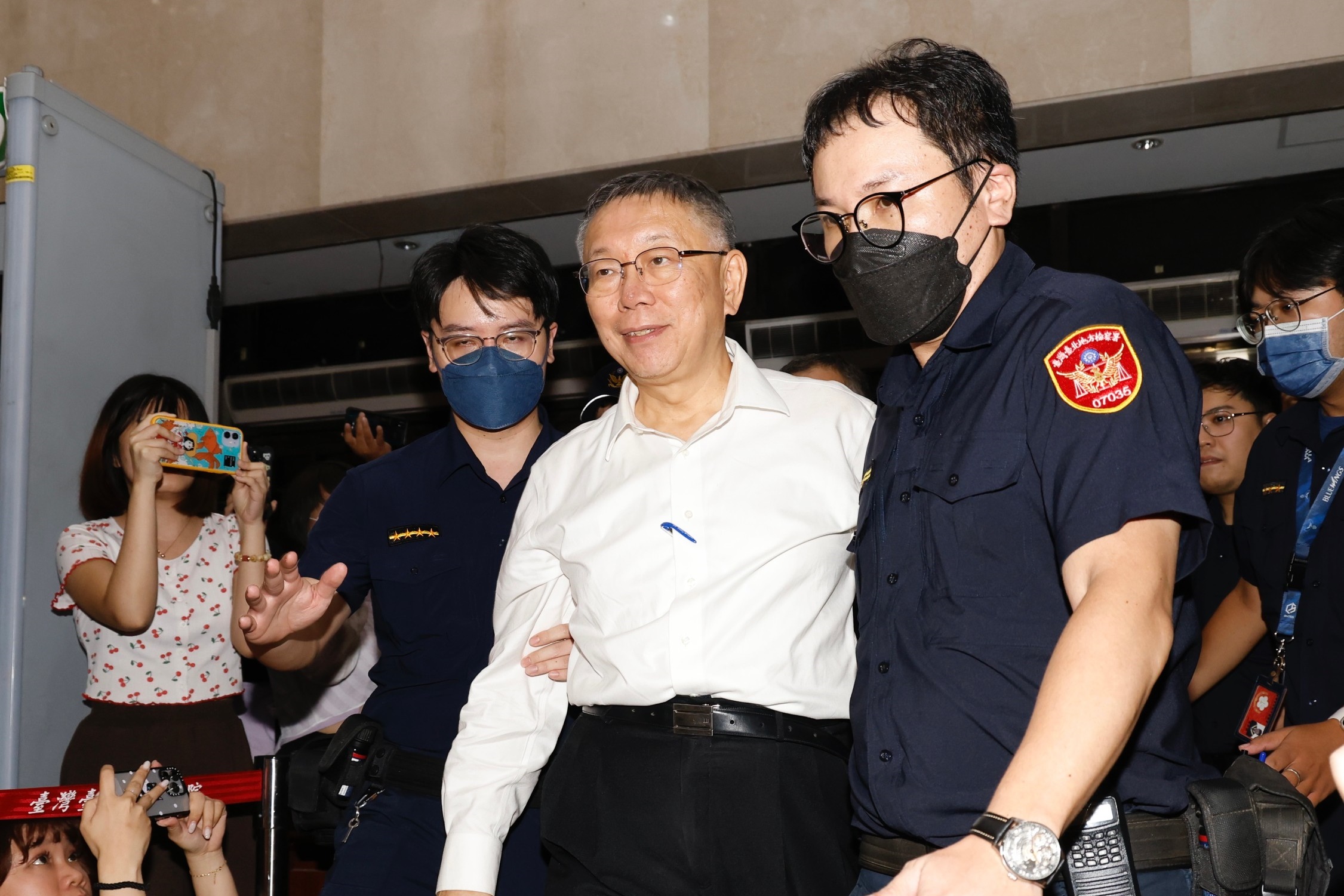 為偵辦柯文哲5大弊案，北檢重啟「端股」分進合擊。