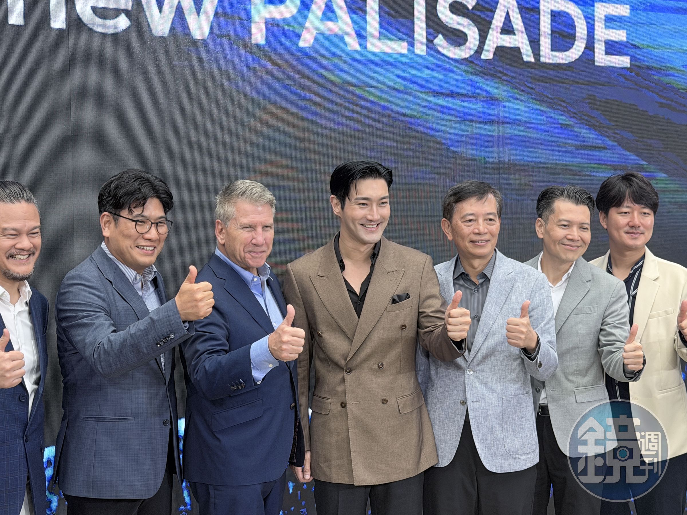 南陽實業今（20）日舉辦新車發表會，請來韓星崔始源為新車宣傳。