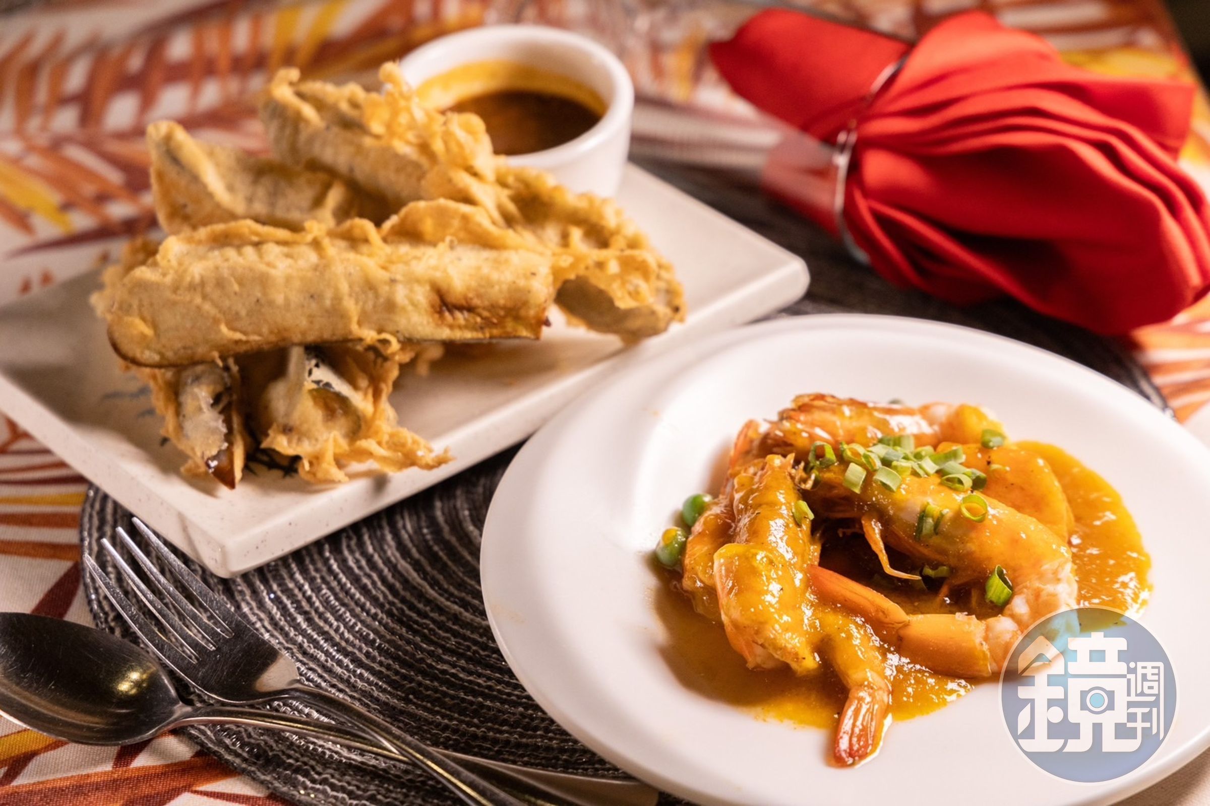 「Kalui Restaurant」雙人套餐中的「南洋椰汁魚肉捲」,以魚肉包裹著多種蔬菜,特色十足。(695披索/雙人套餐,約NT$394)