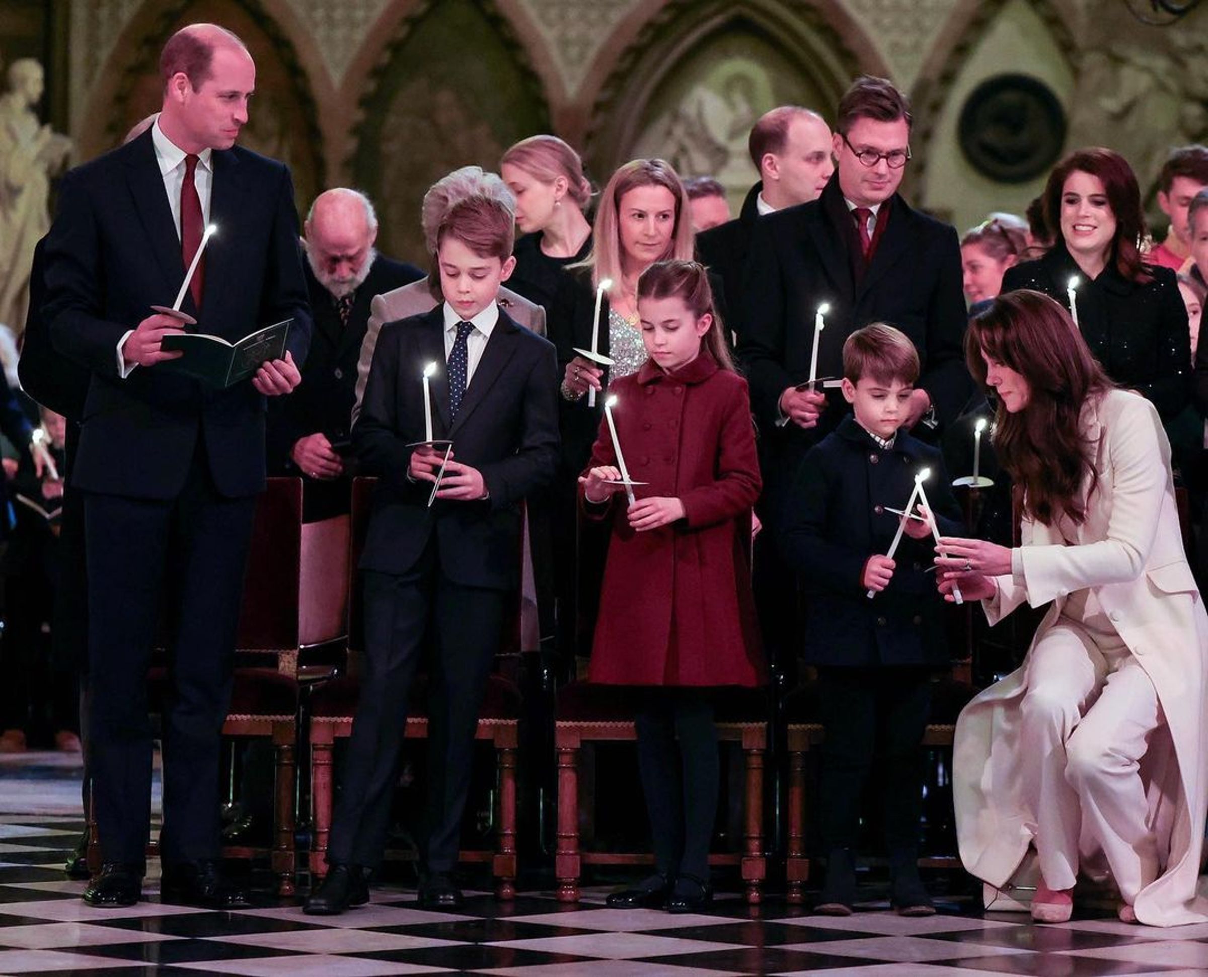 凱特王妃去年和威廉王子、3名子女一起出席耶誕音樂會。(翻攝princeandprincessofwales IG)