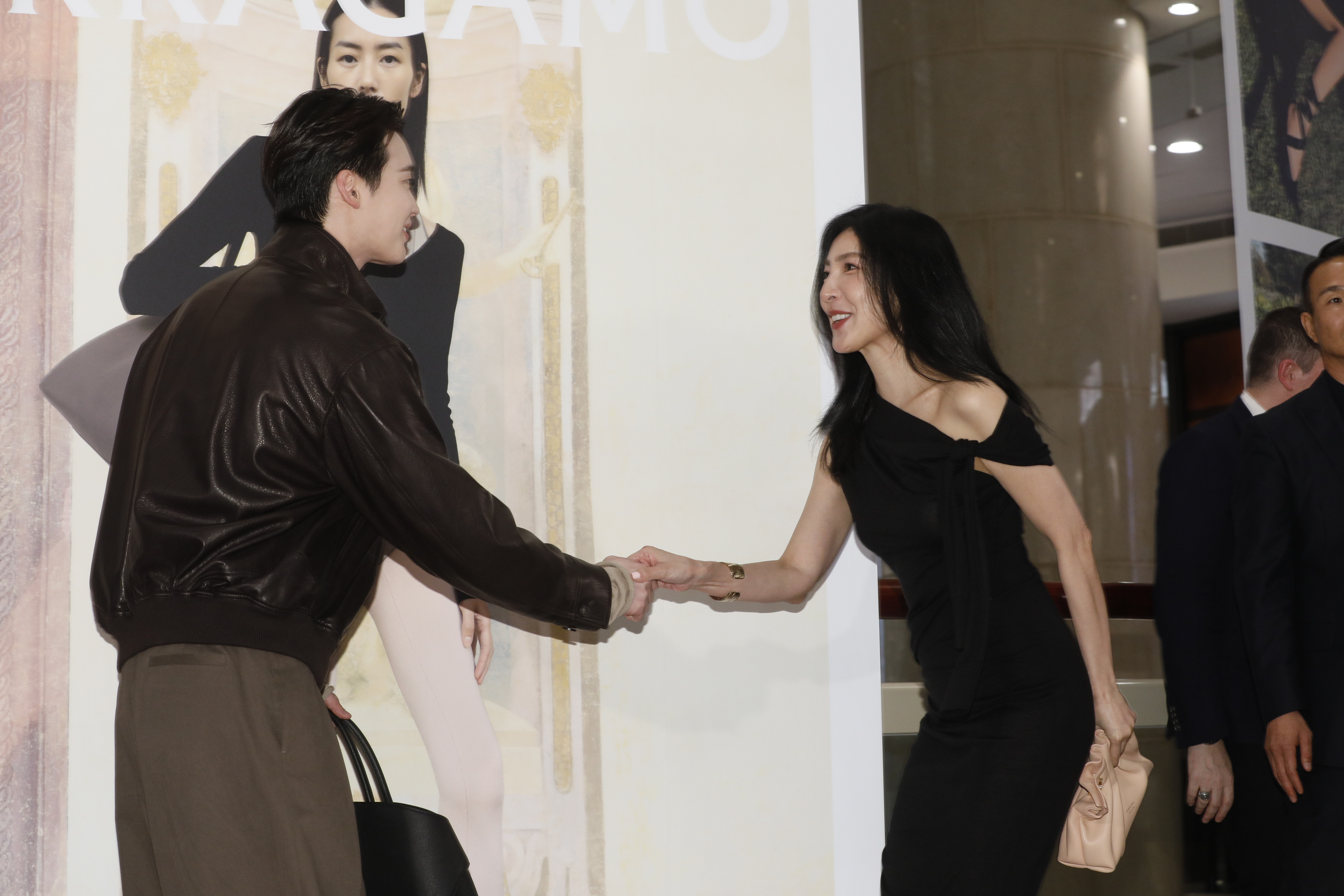 楊謹華與李鐘碩同為FERRAGAMO台北101全新概念店開幕活動嘉賓。