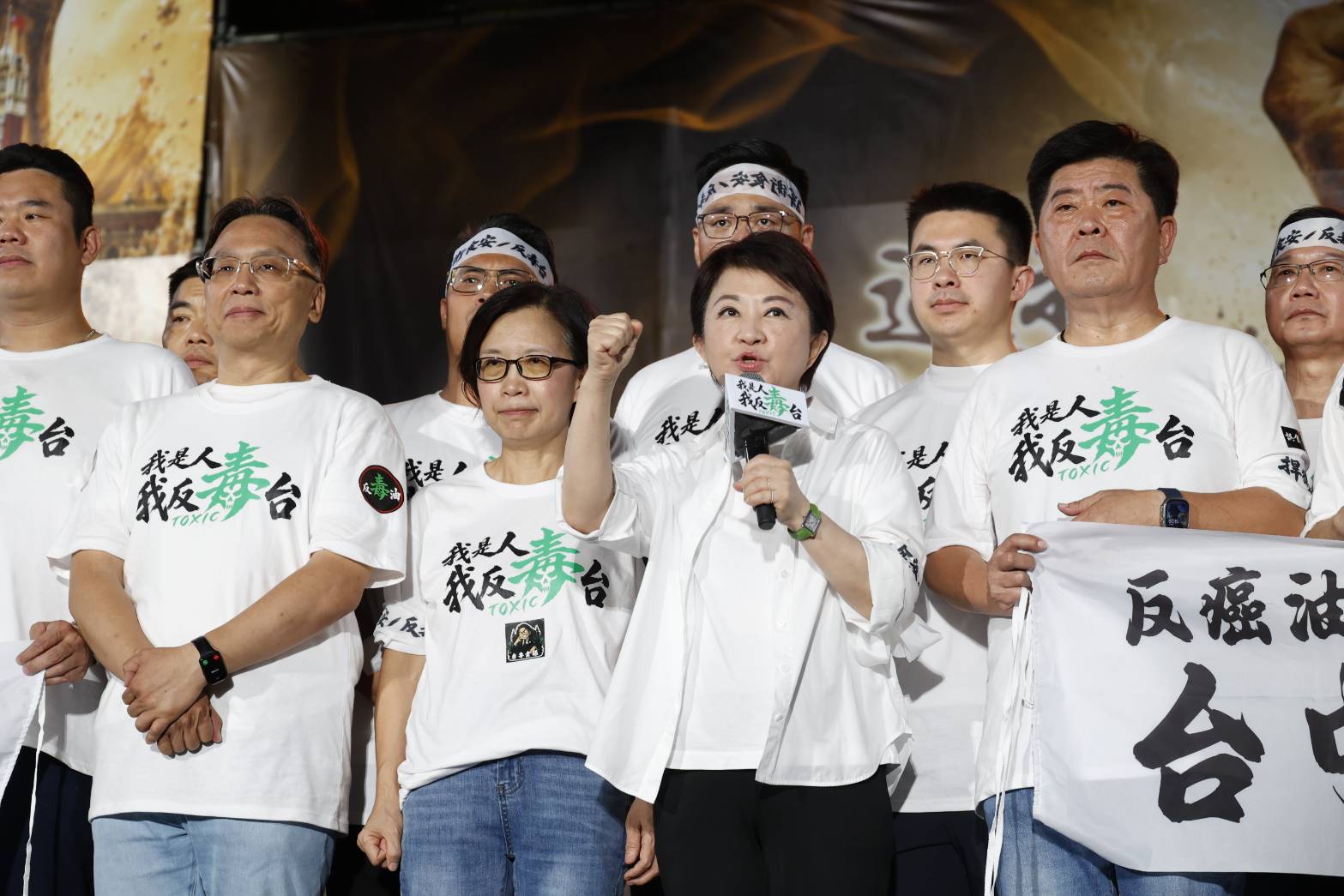 盧秀燕表示，「民進黨就是在破壞食安、迫害我們吃的人權」。