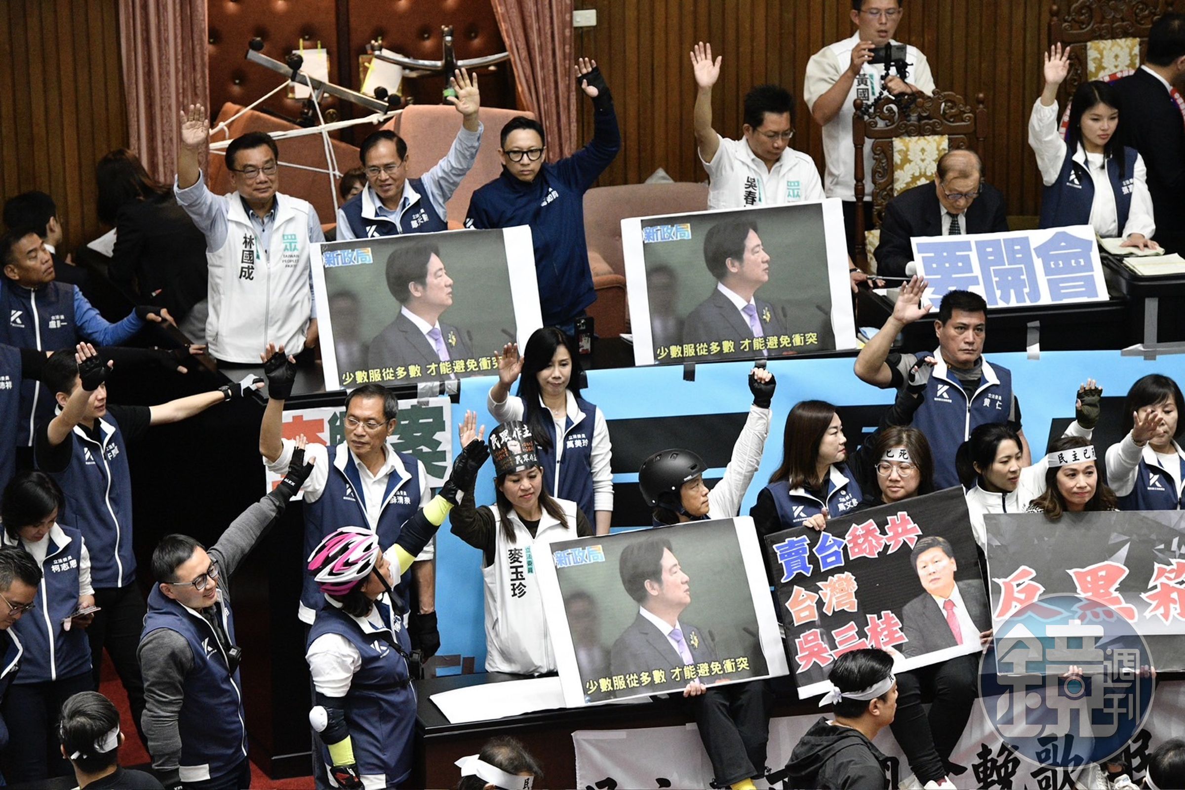 民進黨團下午提出散會動議，但同意票數不足，散會動議不通過。