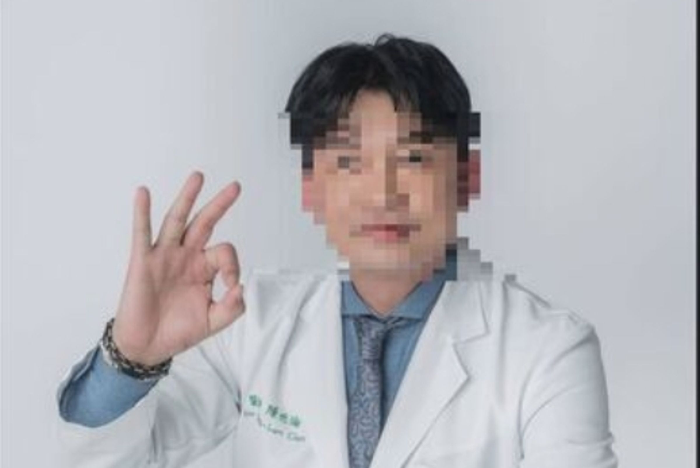 台中大甲知名皮膚科醫師陳世倫驚傳於前天下午倒臥診所內，經緊急送往大甲光田醫院搶救後仍不治身亡，享年47歲。（翻攝自臉書）