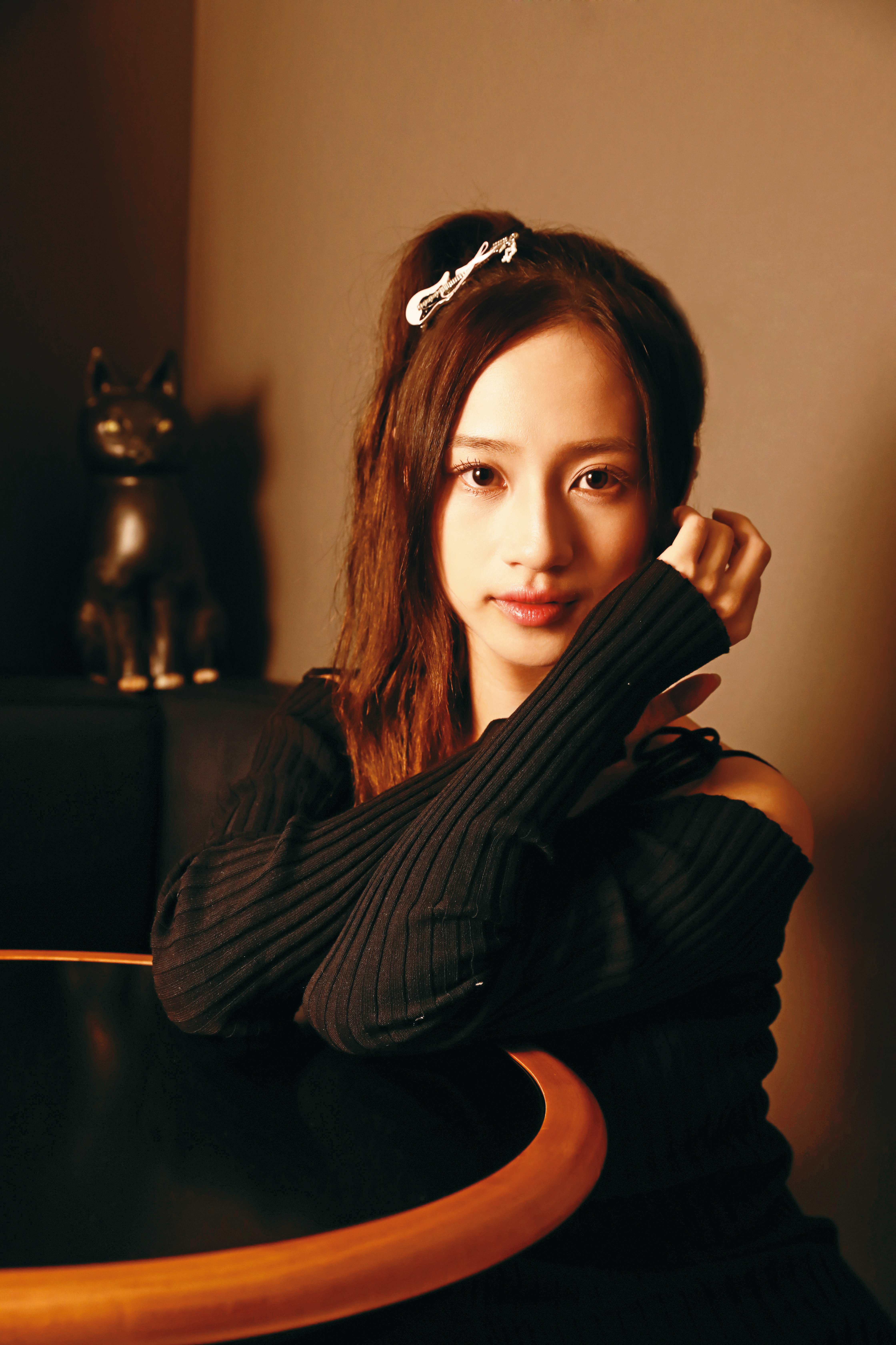 蔡菜以細膩嗓音展現團隊的音樂魅力。