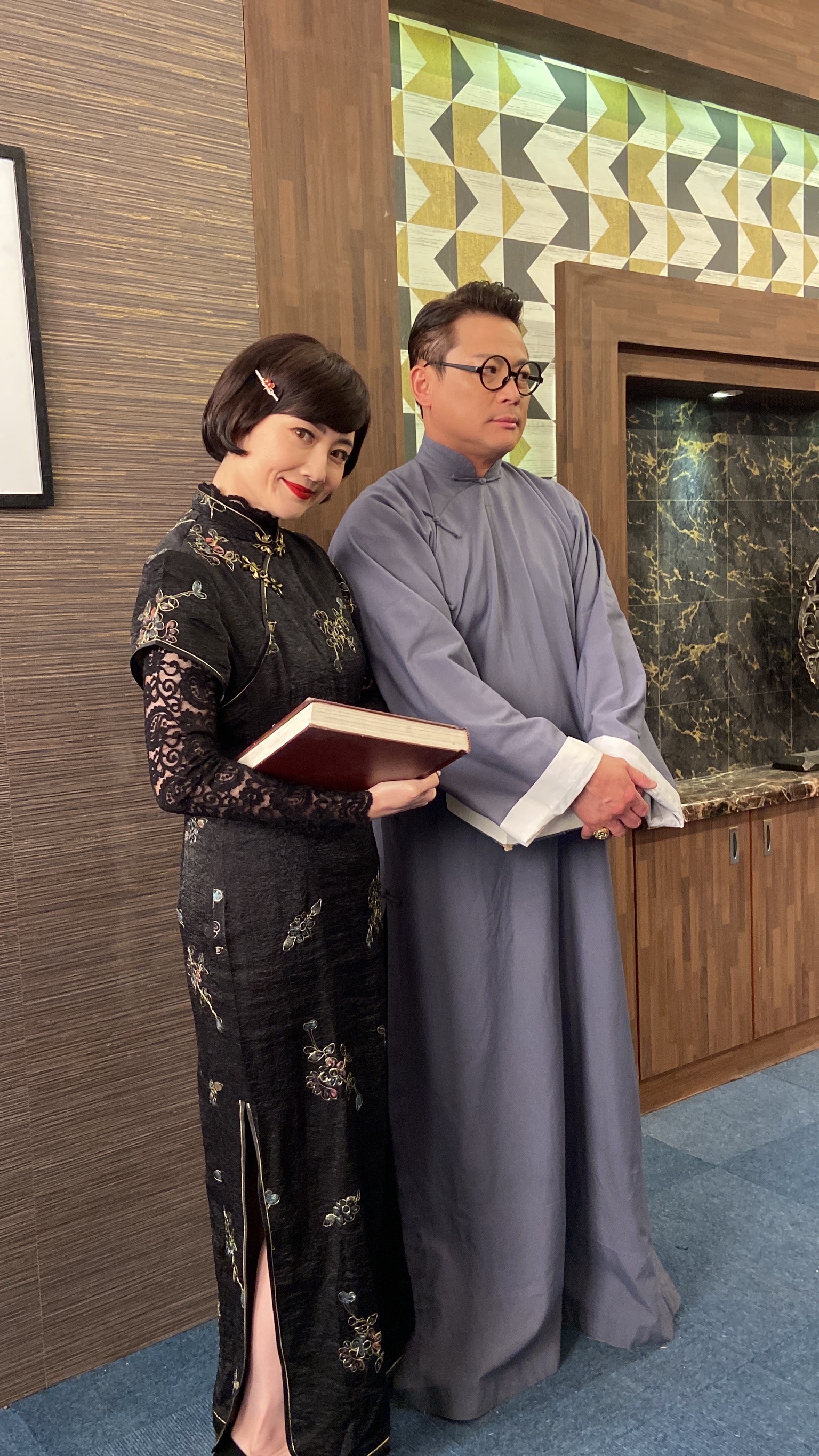 江宏恩與劉曉憶在三立八點《願望》因應劇情Cos成「民初才子佳人」。（三立提供）