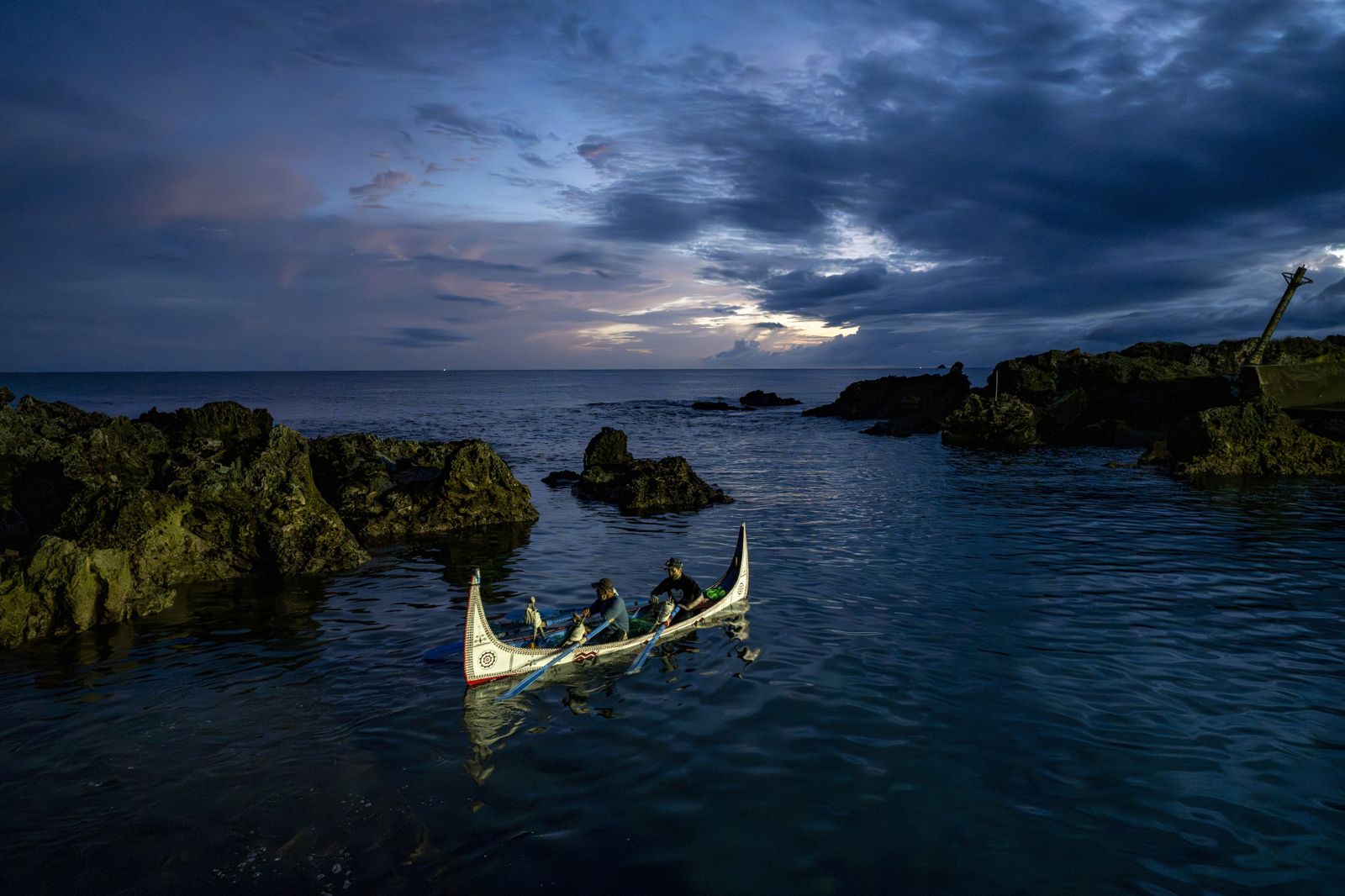 自述「優質的野蠻人」 夏曼‧藍波安文學紀錄片書寫海也書寫家