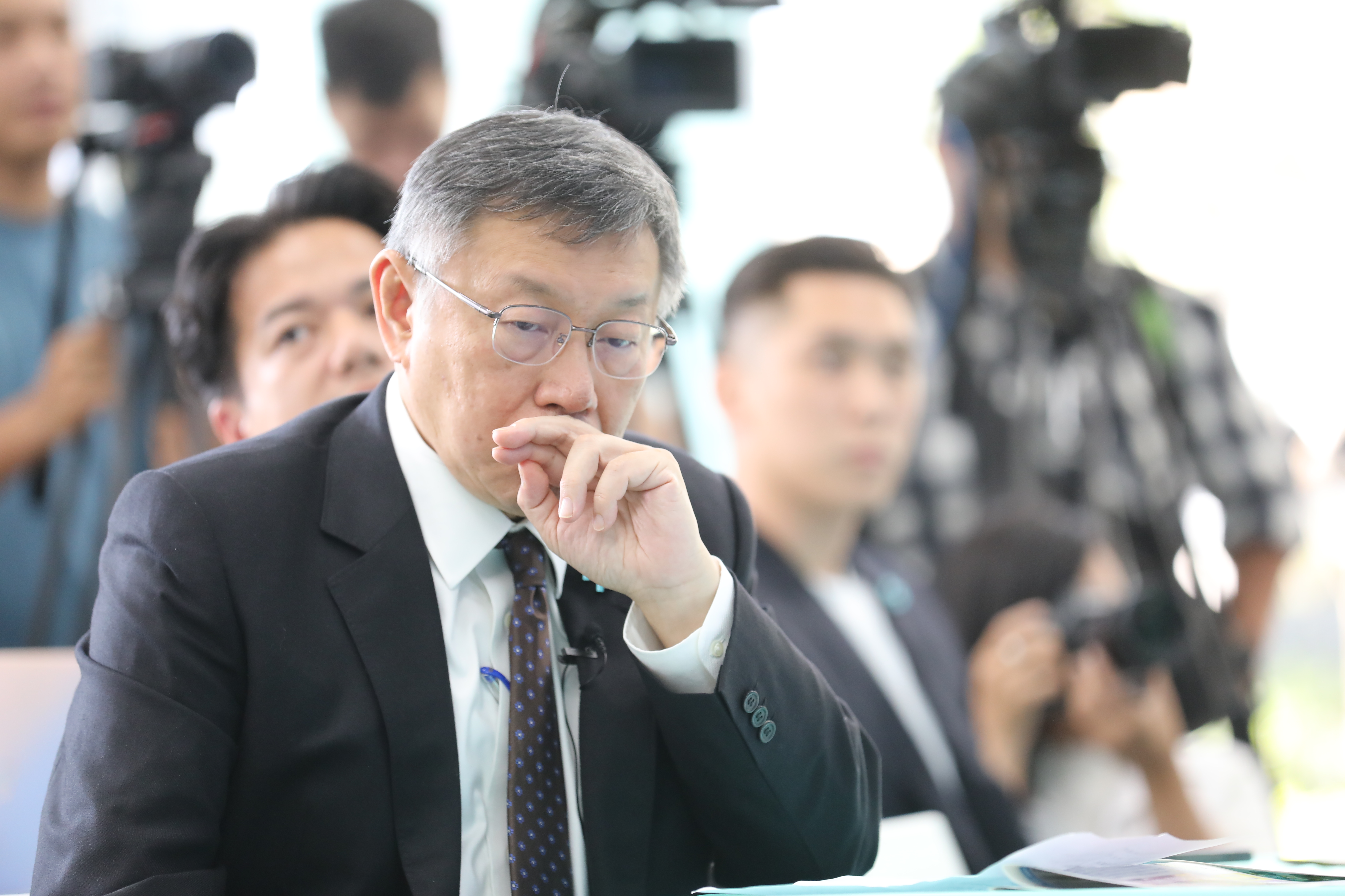 今是侯友宜拋出的藍白合最後期限，柯文哲發聲仍主張用全民調。