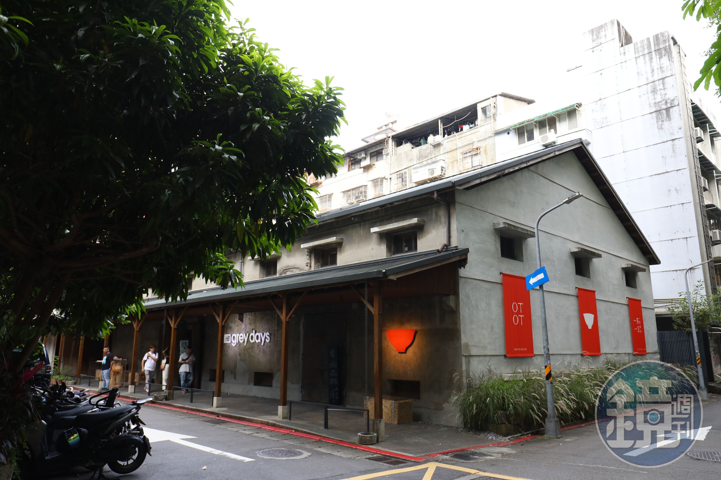 一號糧倉是建於1944年、具有防濕隔熱的統制倉。