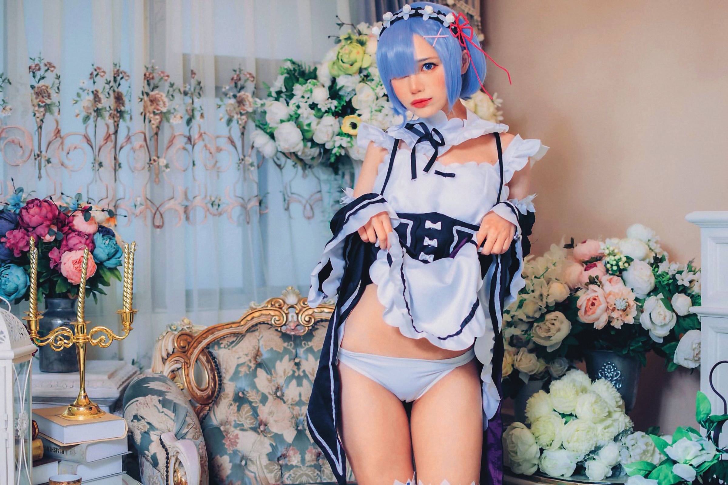 齋齋是大尺度Coser,善於展現自己的身材。(翻攝自齋齋IG)