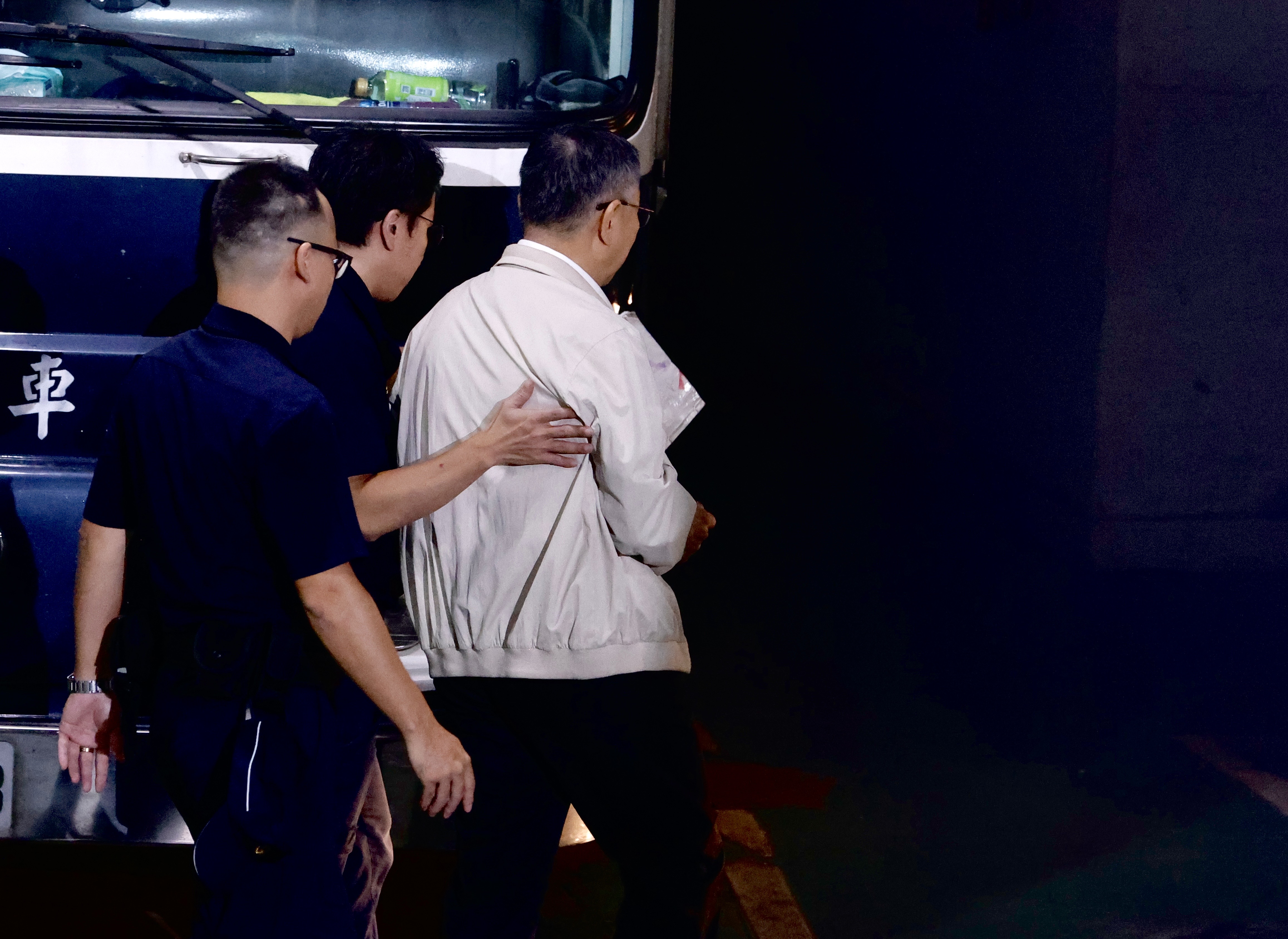 柯文哲遭羈押禁見。