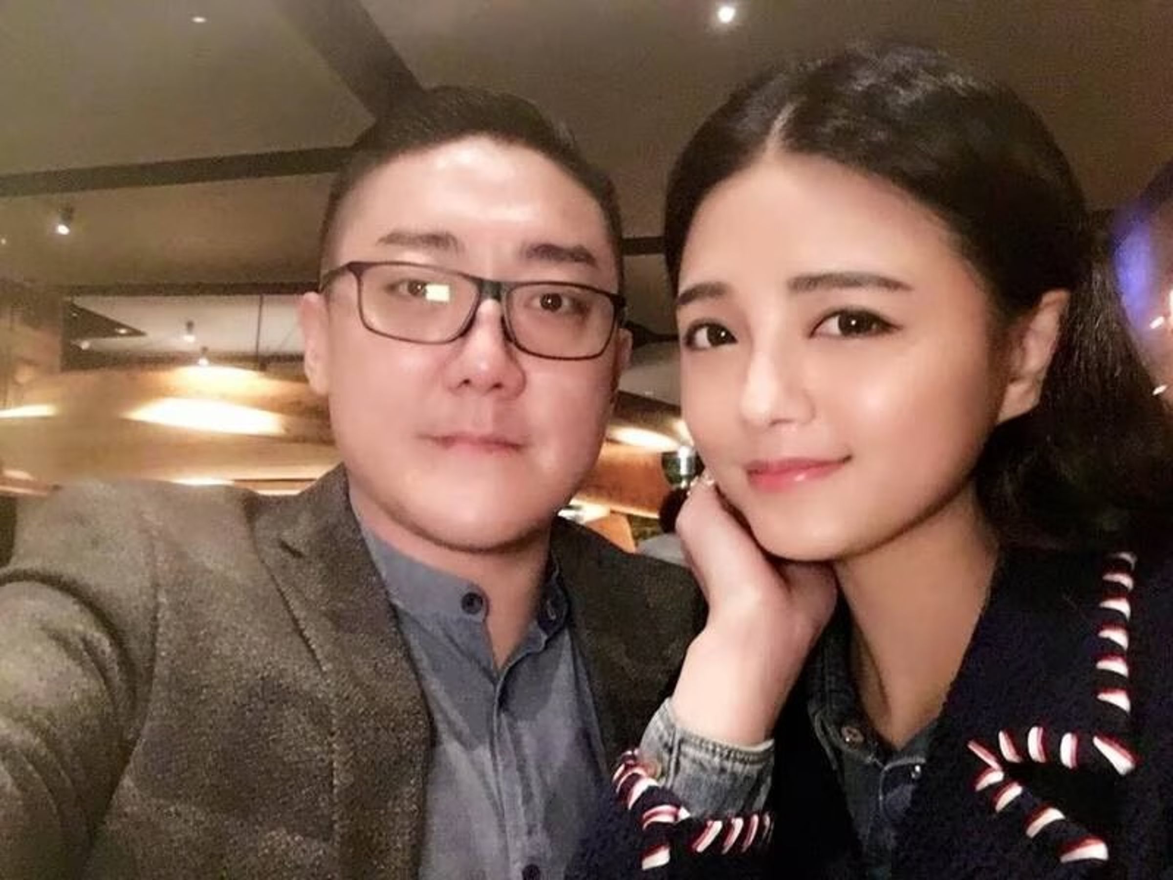 「夜店大亨」夏天倫猛爆前妻各種醜聞,黃廉盈發聲明反擊了。(翻攝自臉書)